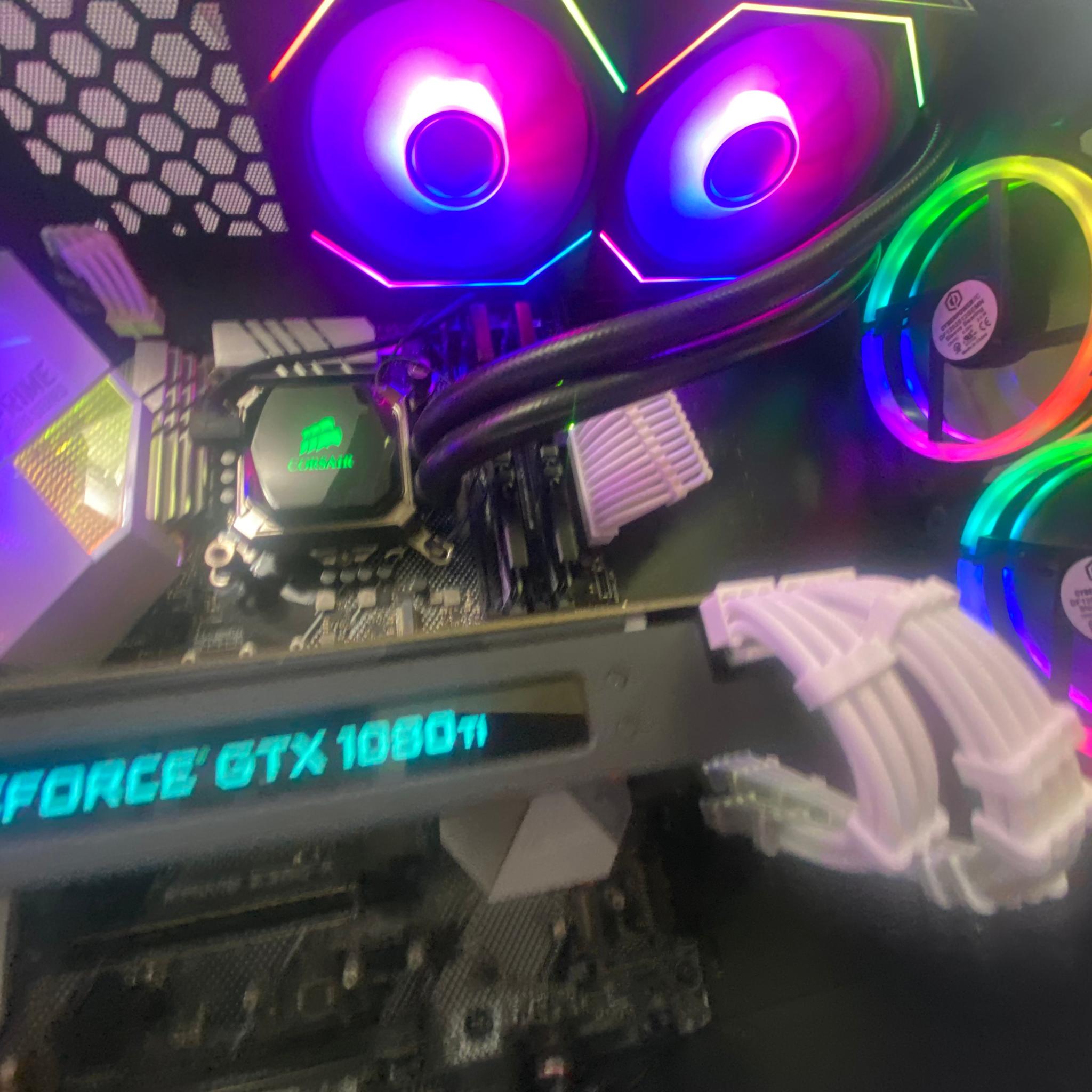 🎅🎅 White Elite Build – intel i5 9600K + GTX 1080 Ti 11GB | 1080p/1440p High FPS Ready