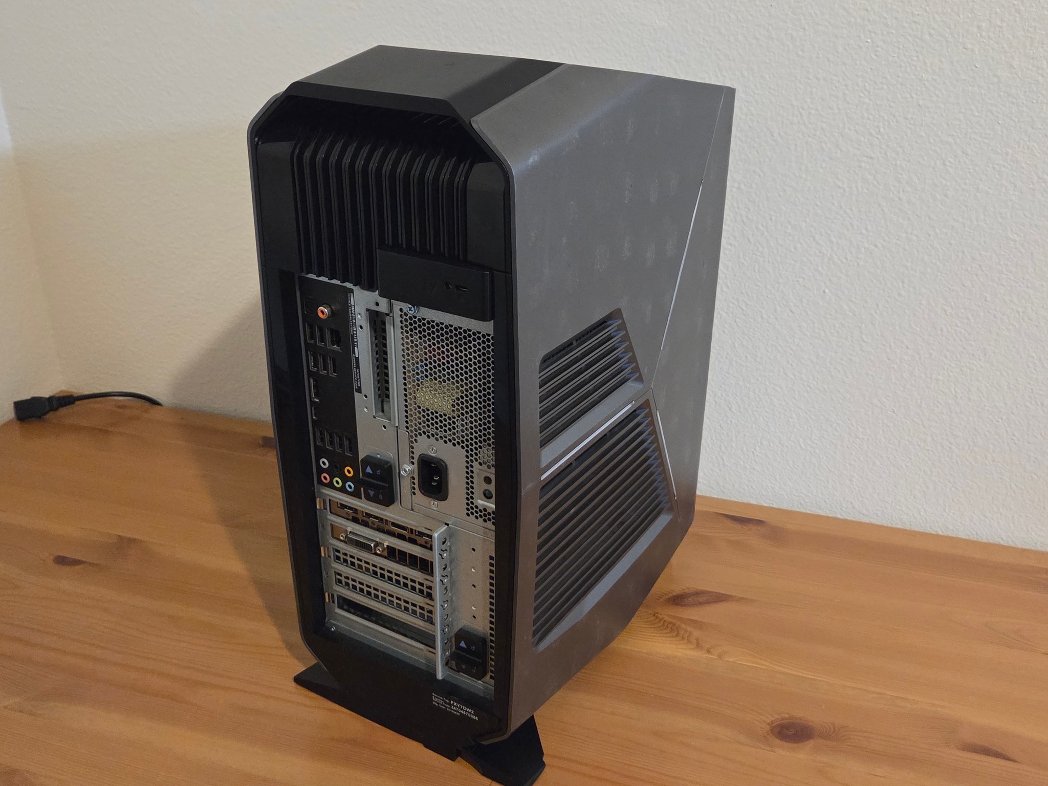 Budget Gaming Done Right! #4 | i5 9400, EVGA GTX 1070 SC Gaming 8GB, 16GB Ram, Windows 11
