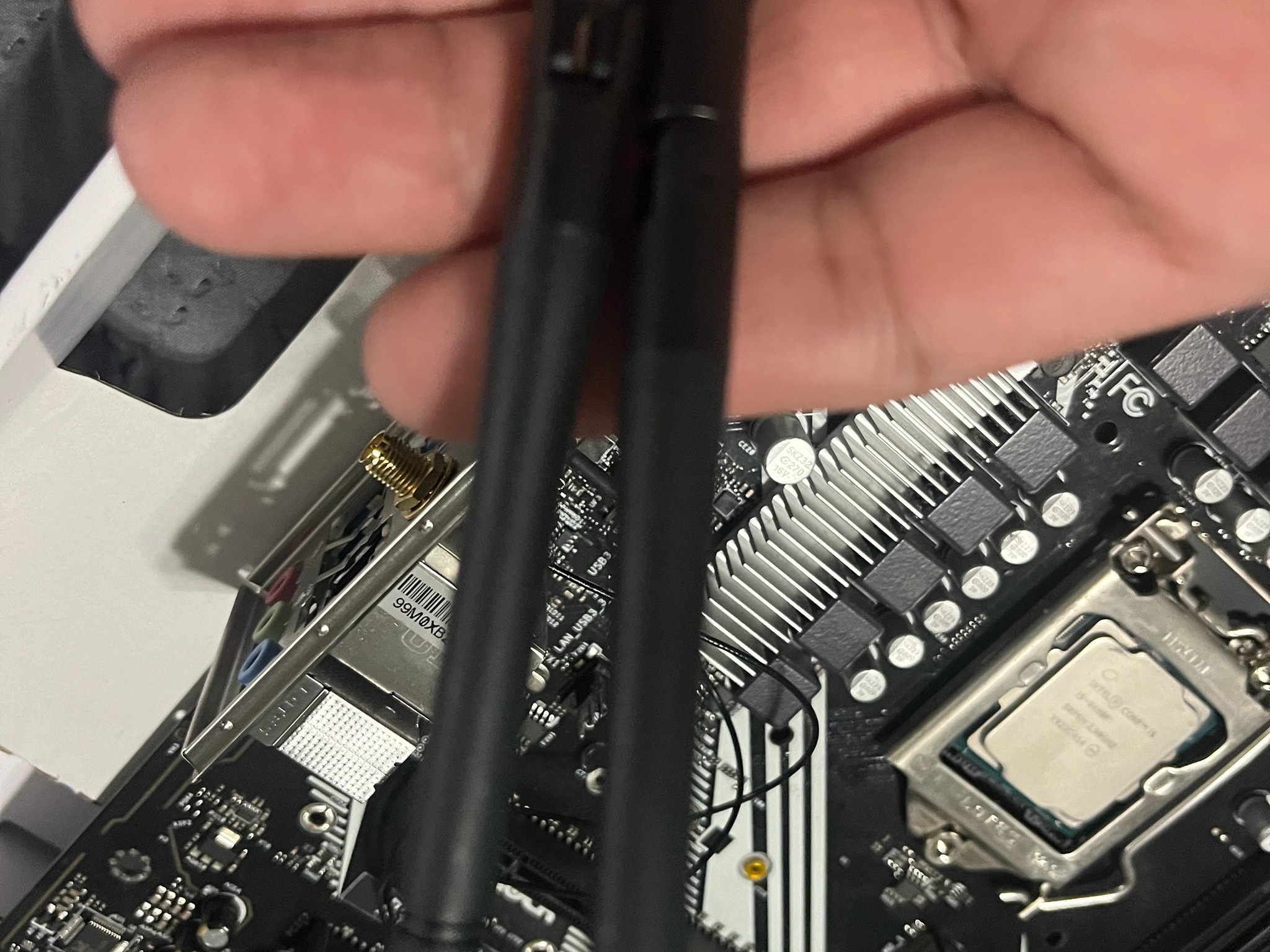 ASRock B365M IB-R Motherboard with Intel i5 9400F 2.9 Ghz CPU and 64 GB of DDR4 2666 Crucial Ram