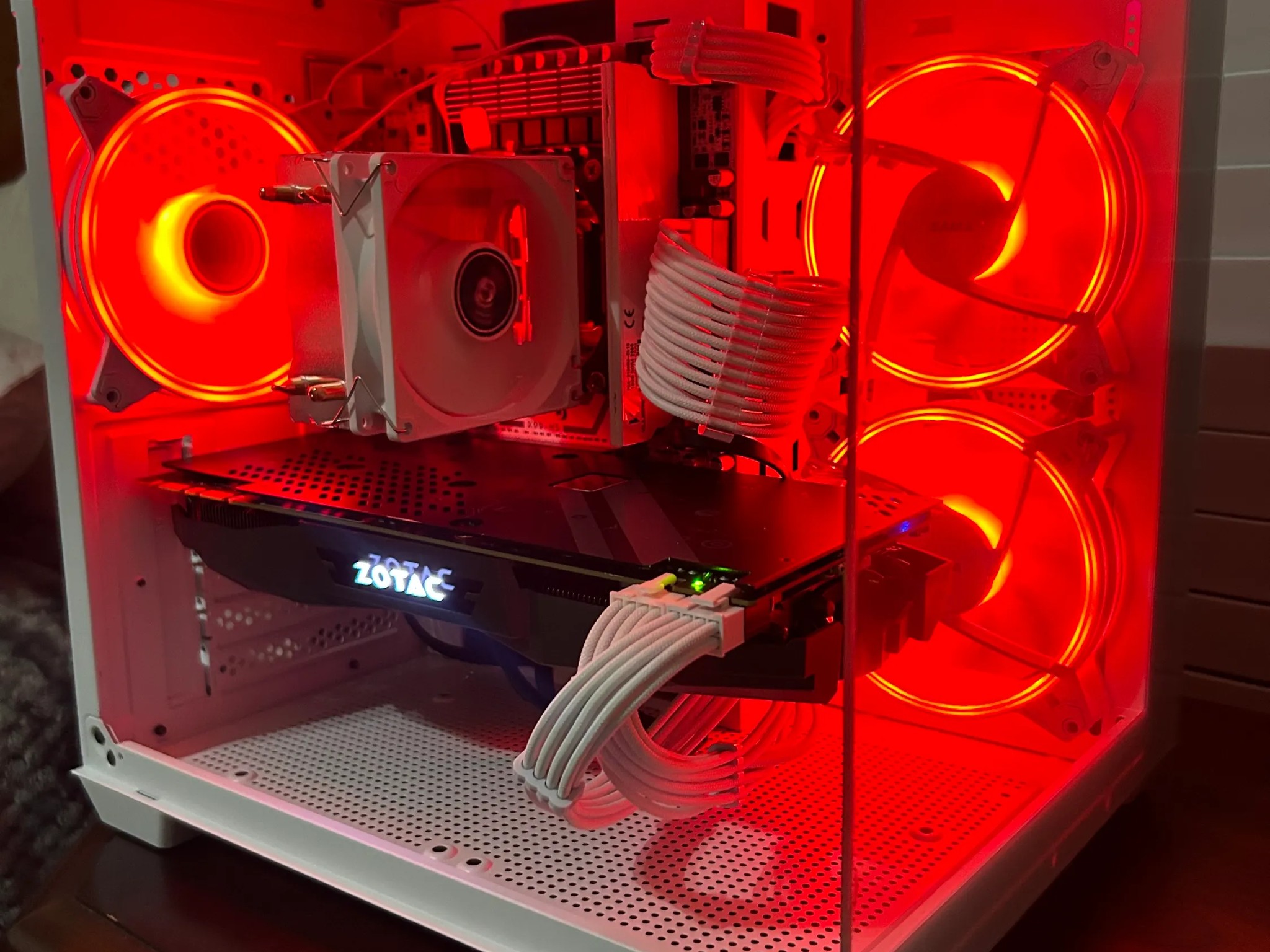 Gaming PC | GTX 1070 Ti | INTEL 14 CORE CPU | 16GB RAM | 512GB SSD
