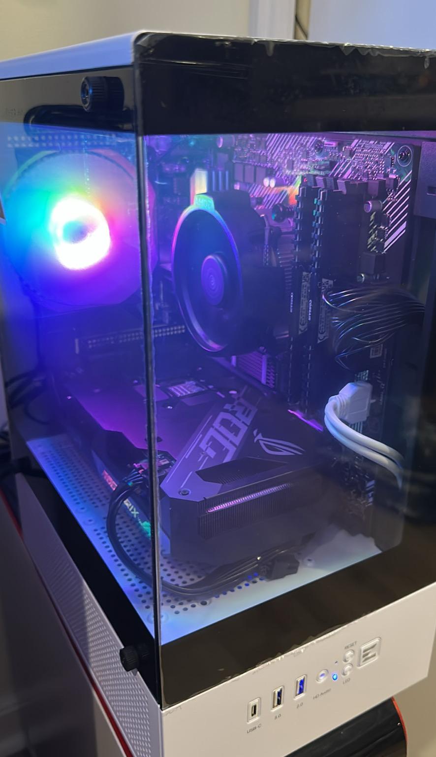 RX 6600 XT Compact Gaming PC