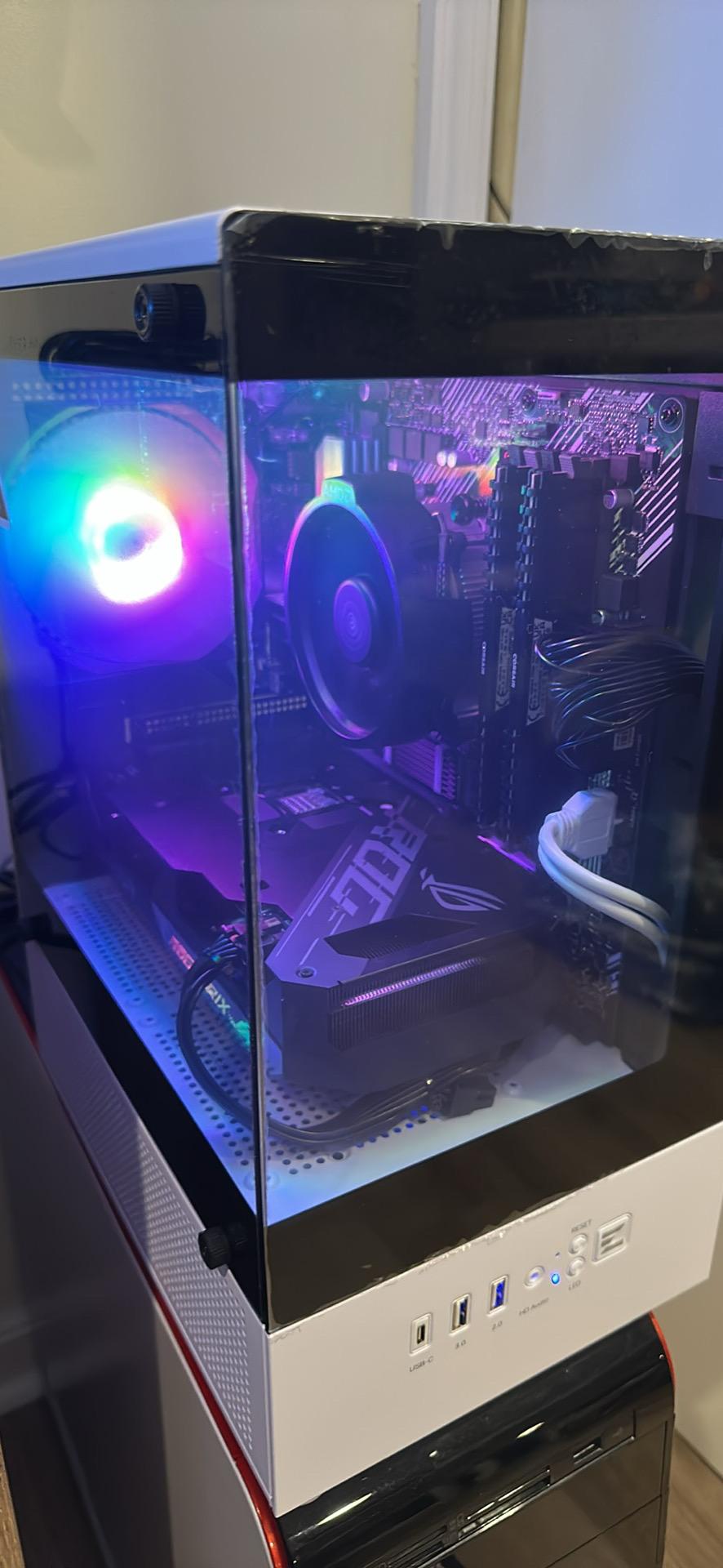 RX 6600 XT Compact Gaming PC