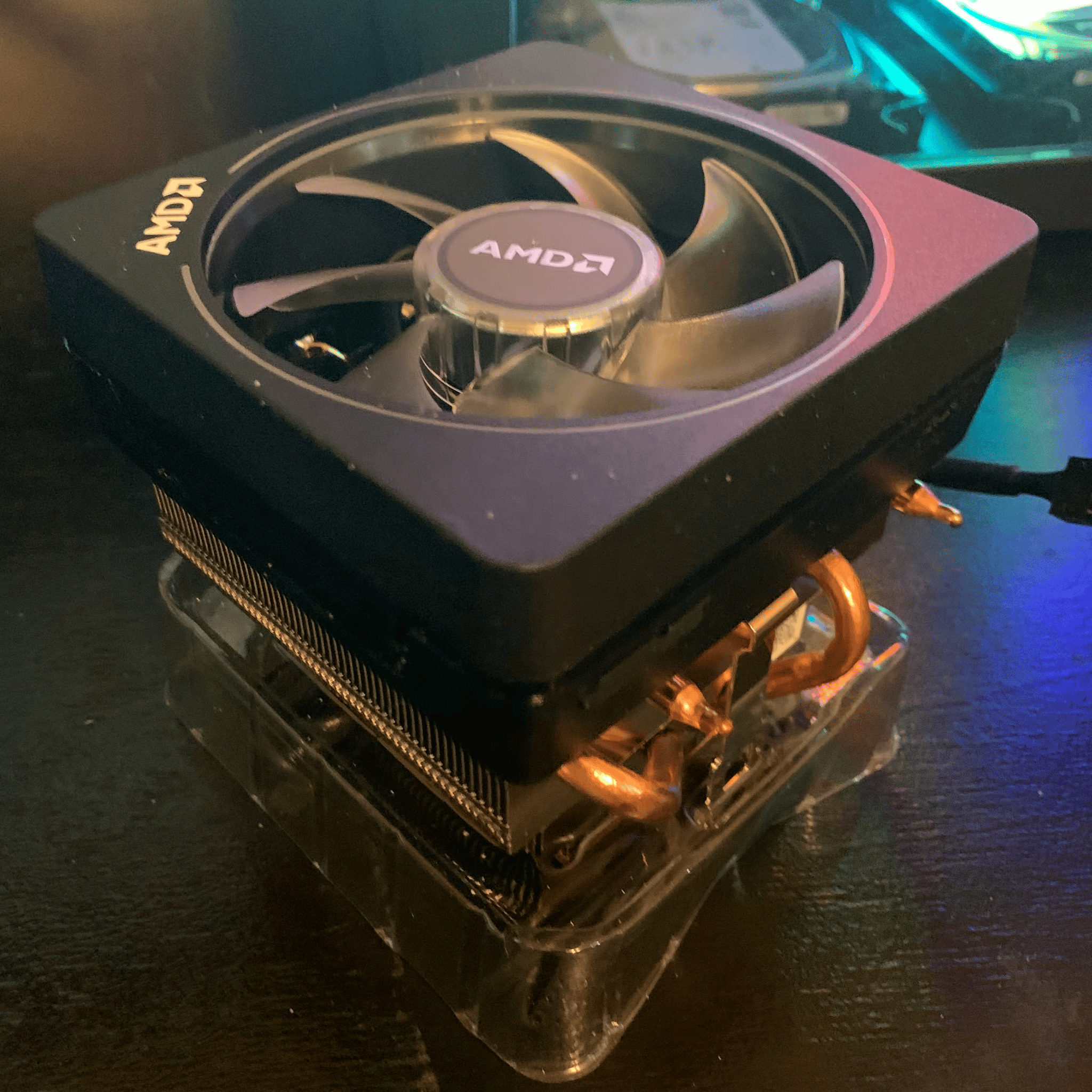 AMD Wraith Prism CPU Cooler