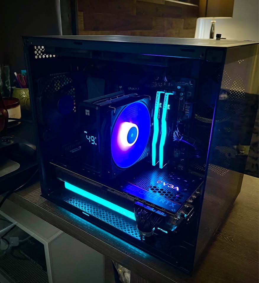 Compact 1440p | EVGA FTW3 RTX 3080 | 32GB T-Force RGB 3600mhz | Ryzen 5 5600X | 1TB m.2 NVMe