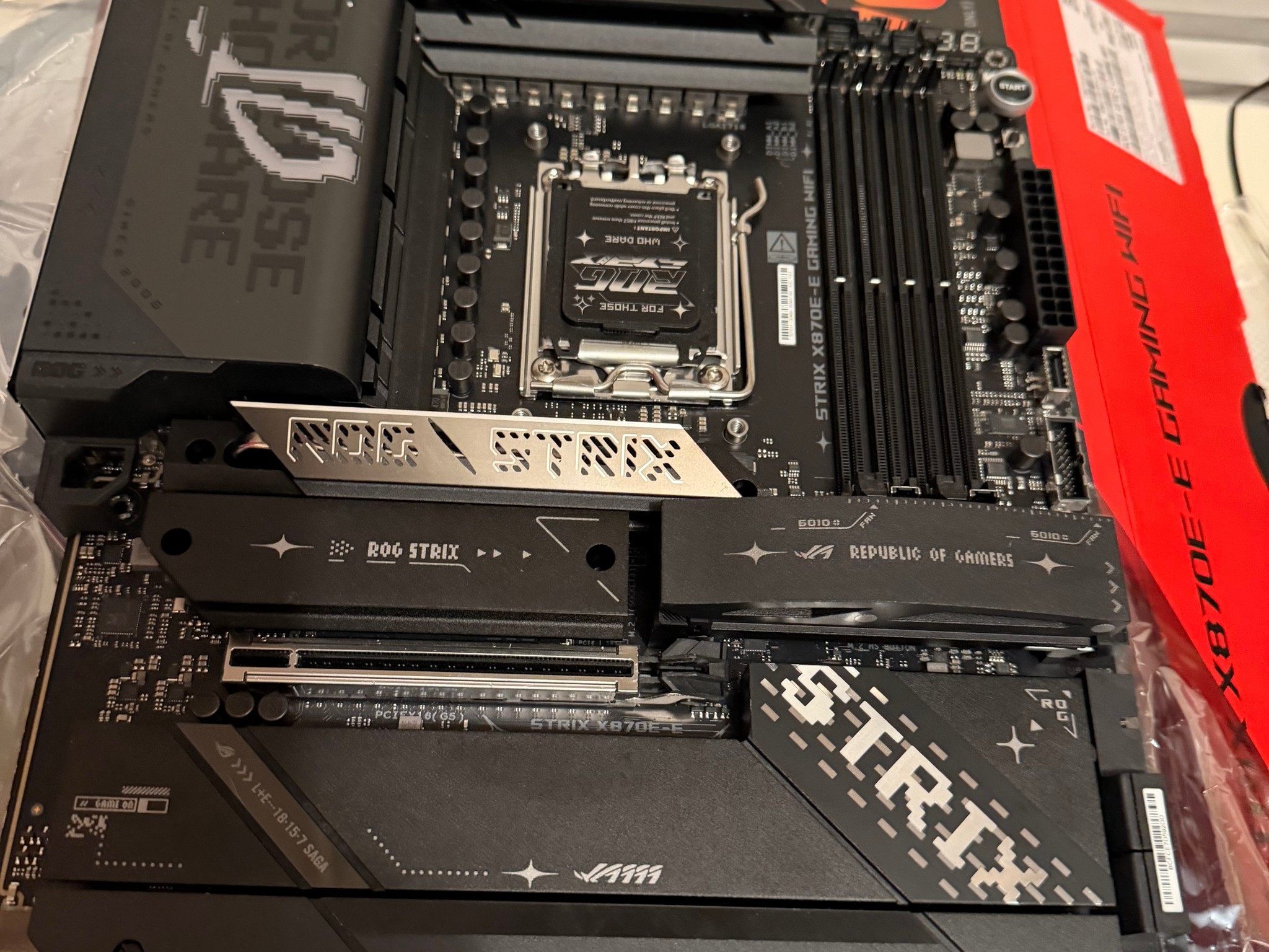 ASUS ROG STRIX X870E-E GAMING WIFI | AM5 Motherboard | Excellent Condition