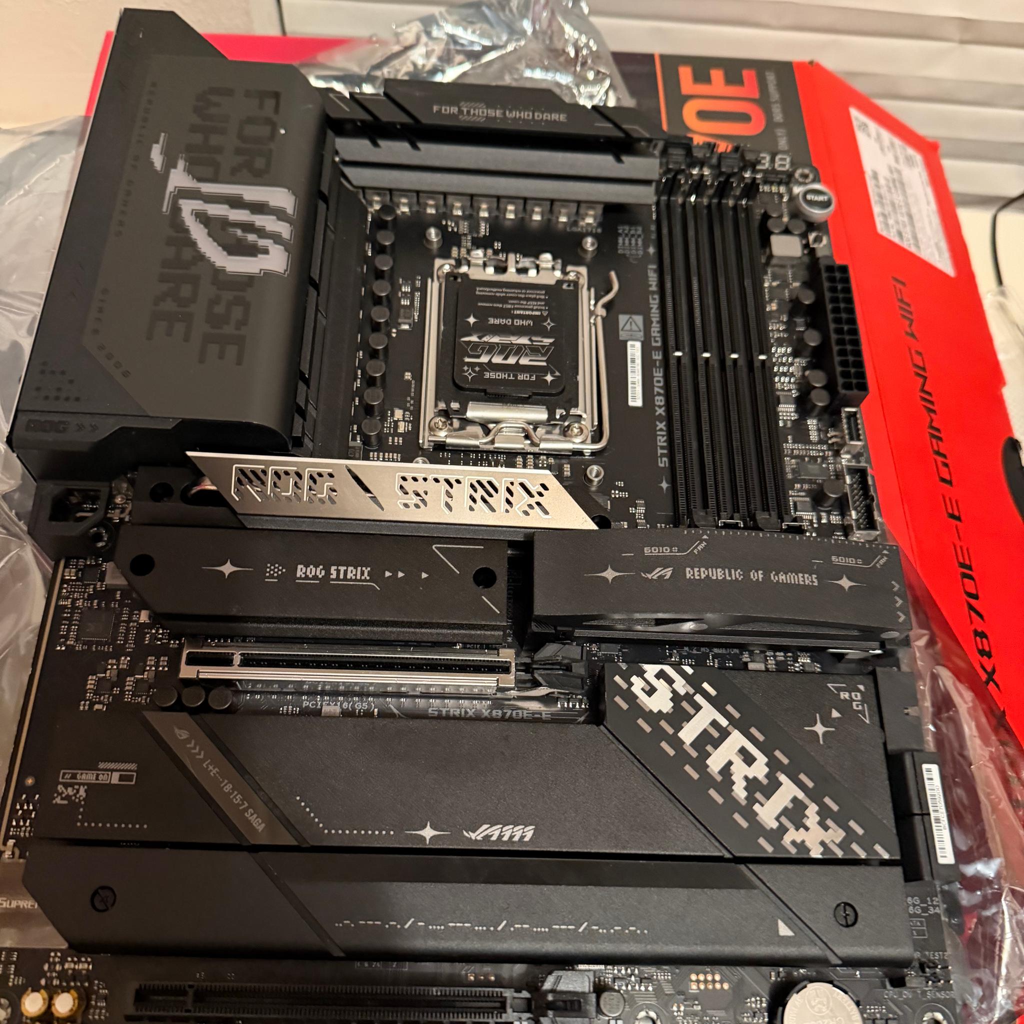 ASUS ROG STRIX X870E-E GAMING WIFI | AM5 Motherboard | Excellent Condition