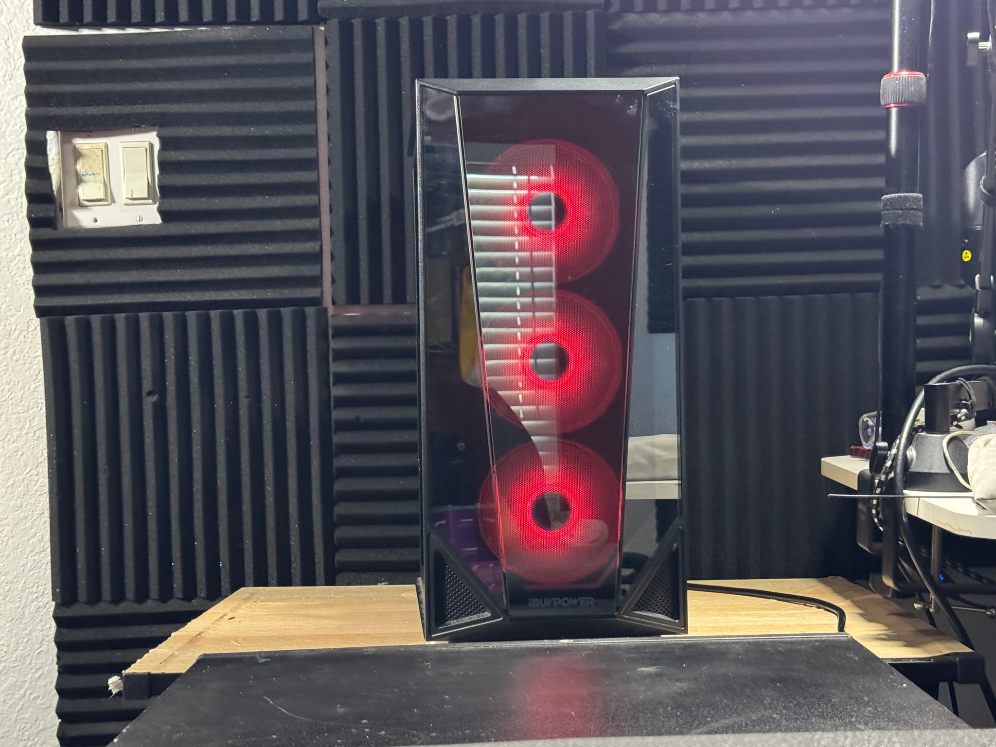 🔥 i5 10400F | RX 5600XT | 16GB DDR4 | 240GB SSD | 1TB HDD