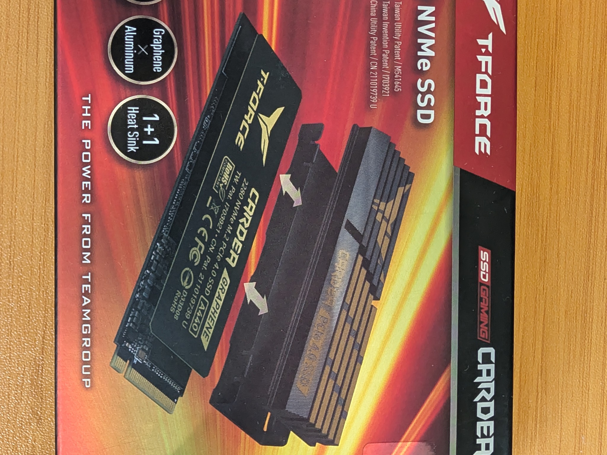 [BNIB]T-Force CARDEA A440 1TB Gen4 NVMe SSD – 7000MB/s, DRAM, Heatsink (PS5 Ready)