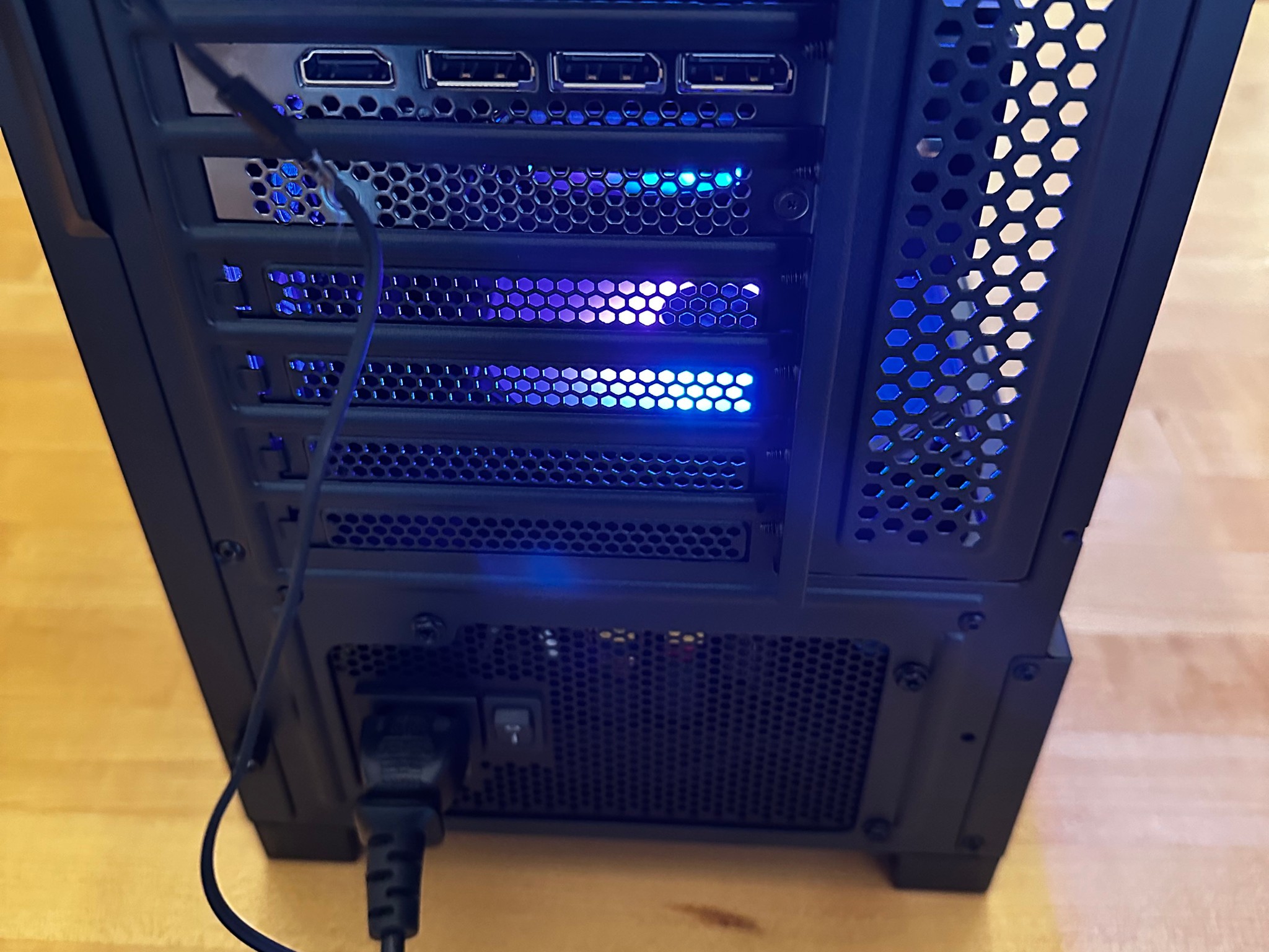 🛻⚫️| RTX 4090 24gb, i9 13900K, 4tb NVMe, 32gb DDR4, WiFi Equipped ARGB Gaming PC