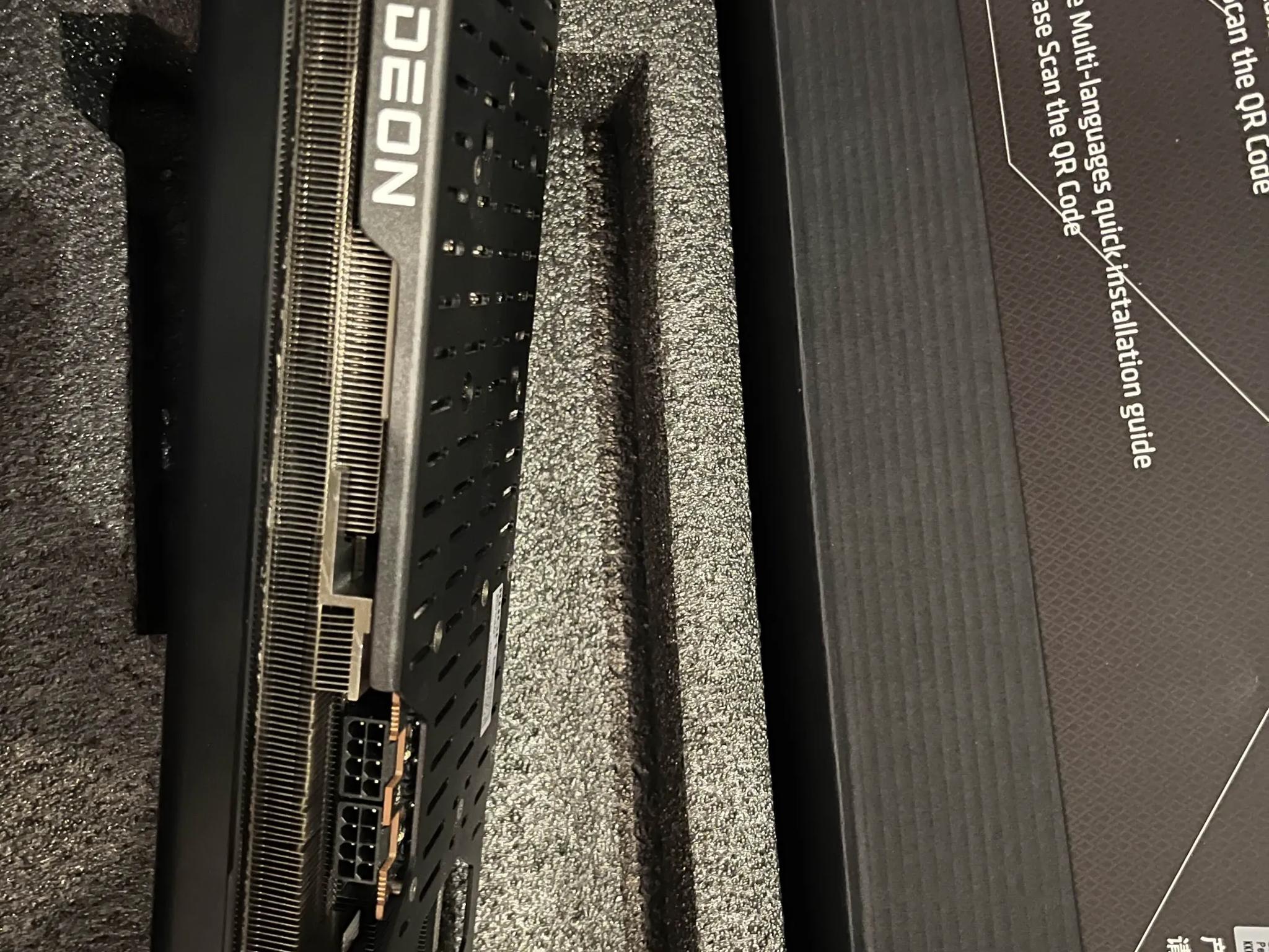 XFX Speedster QICK319 RX 7800XT CORE GPU 16GB
