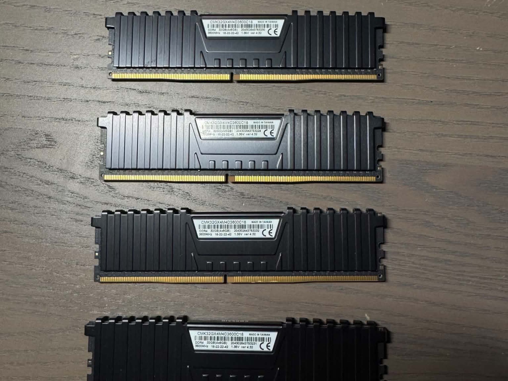 Corsair Vengeance LPX 32Gb (4X8Gb) DDR4 3600Mhz RAM (CMK32GX4M4D3600C18)