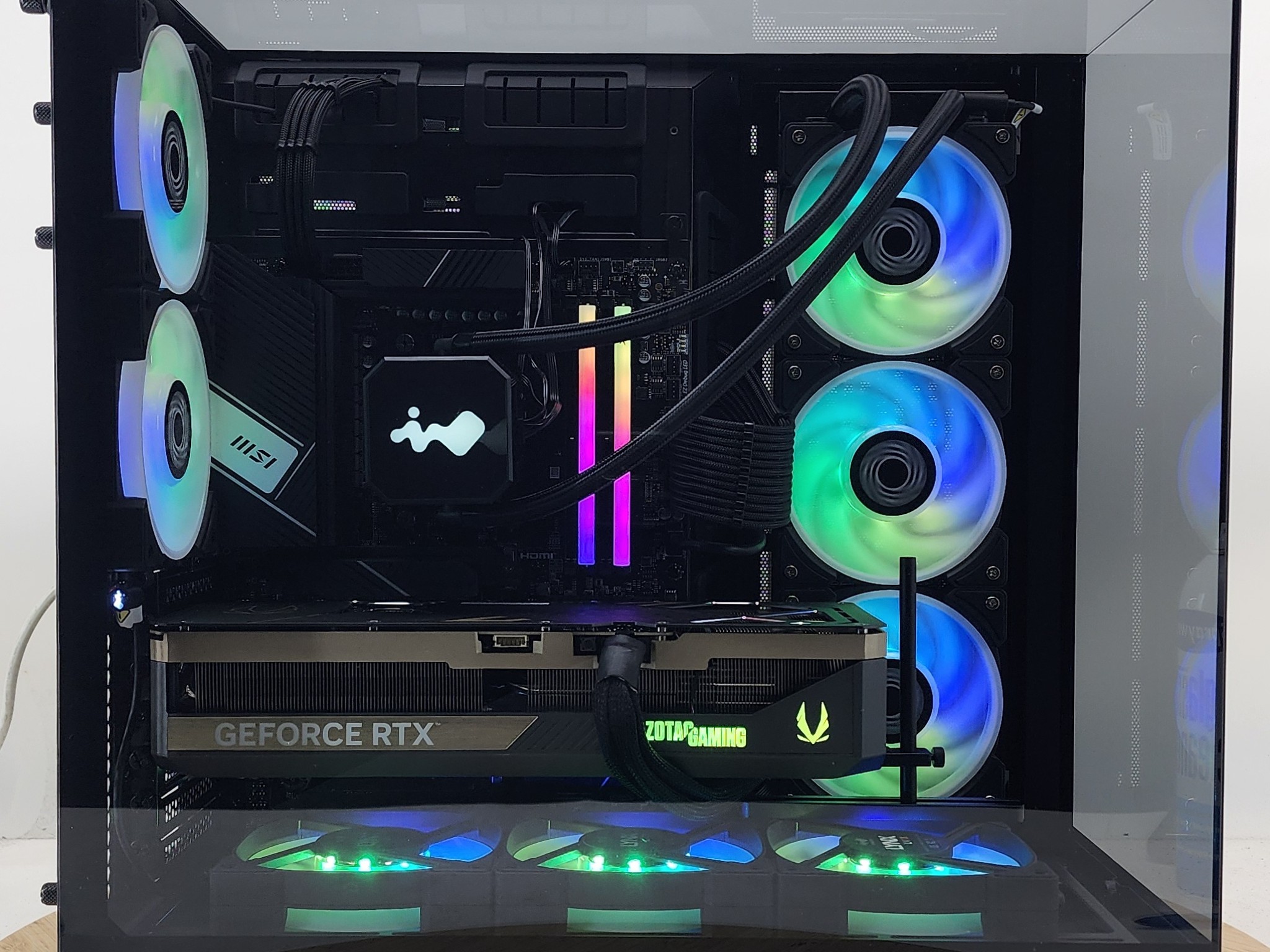 Gaming PC Ryzen 7 9700X 32GB RAM 2TB SSD RTX 5080 16GB Windows 11 Computer