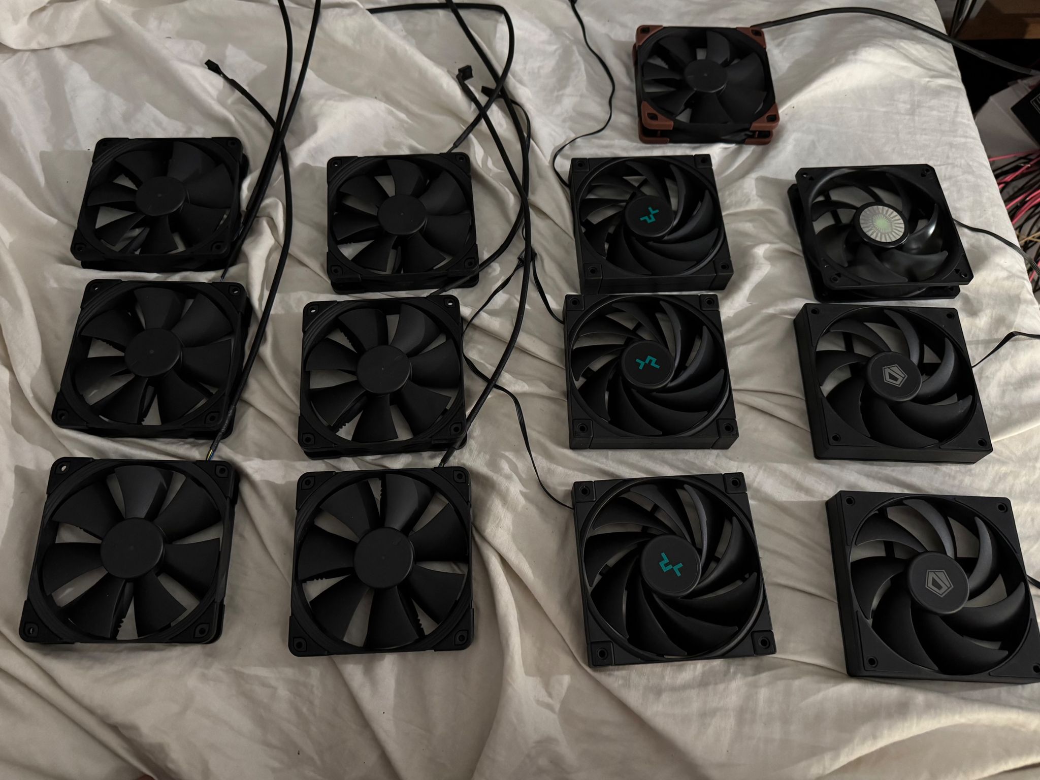 High performance black fans 7 noctua IPPC, 3 Deepcool, 2 ID cooling, 1 cooler master fan BULK LOT