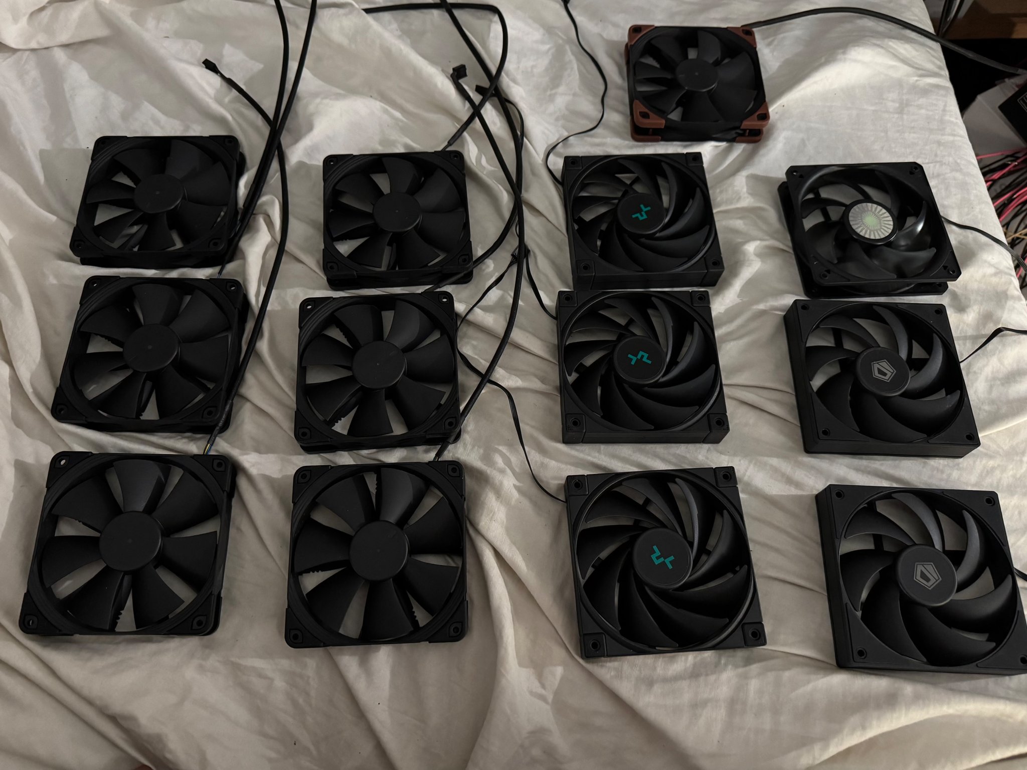 High performance black fans 7 noctua IPPC, 3 Deepcool, 2 ID cooling, 1 cooler master fan BULK LOT