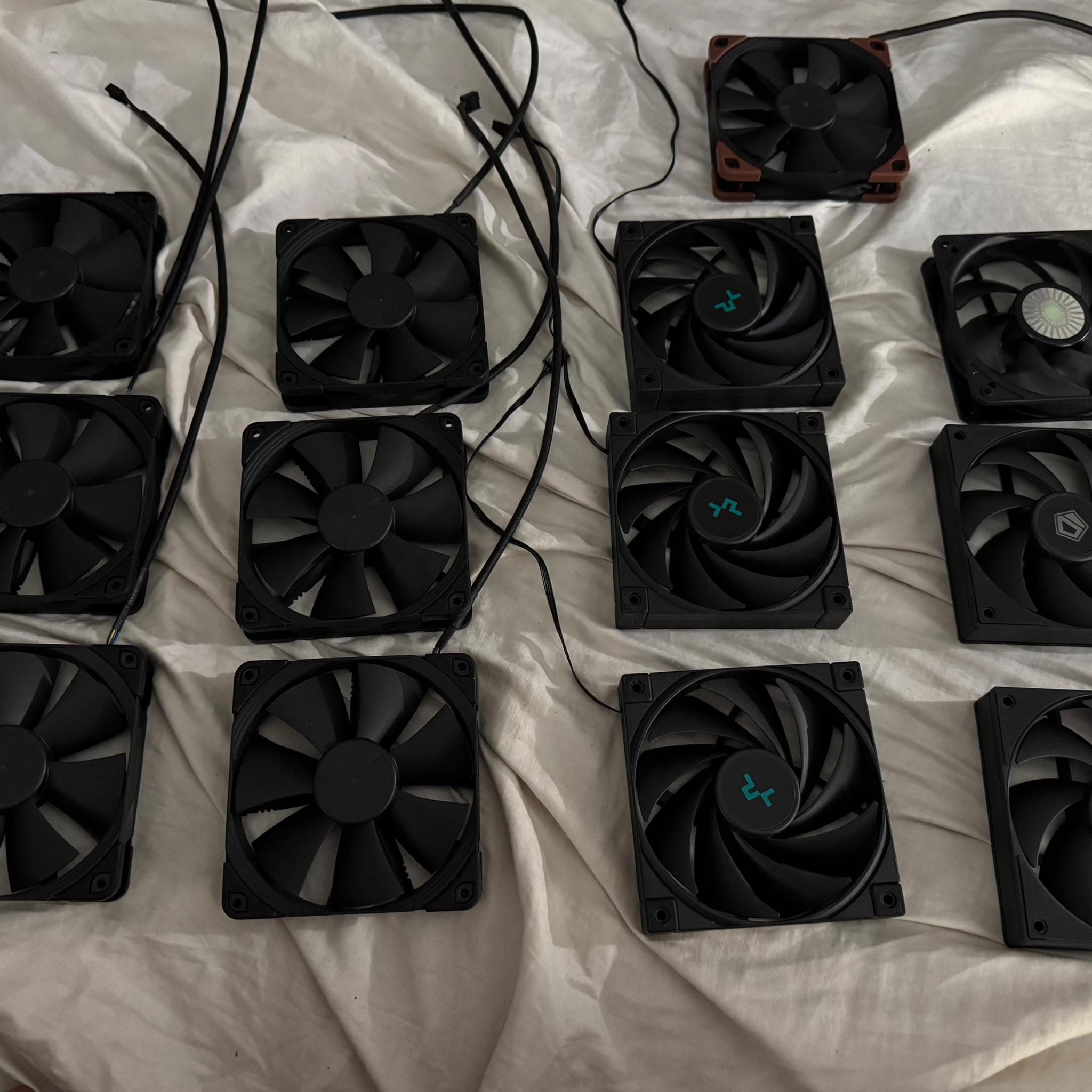 High performance black fans 7 noctua IPPC, 3 Deepcool, 2 ID cooling, 1 cooler master fan BULK LOT