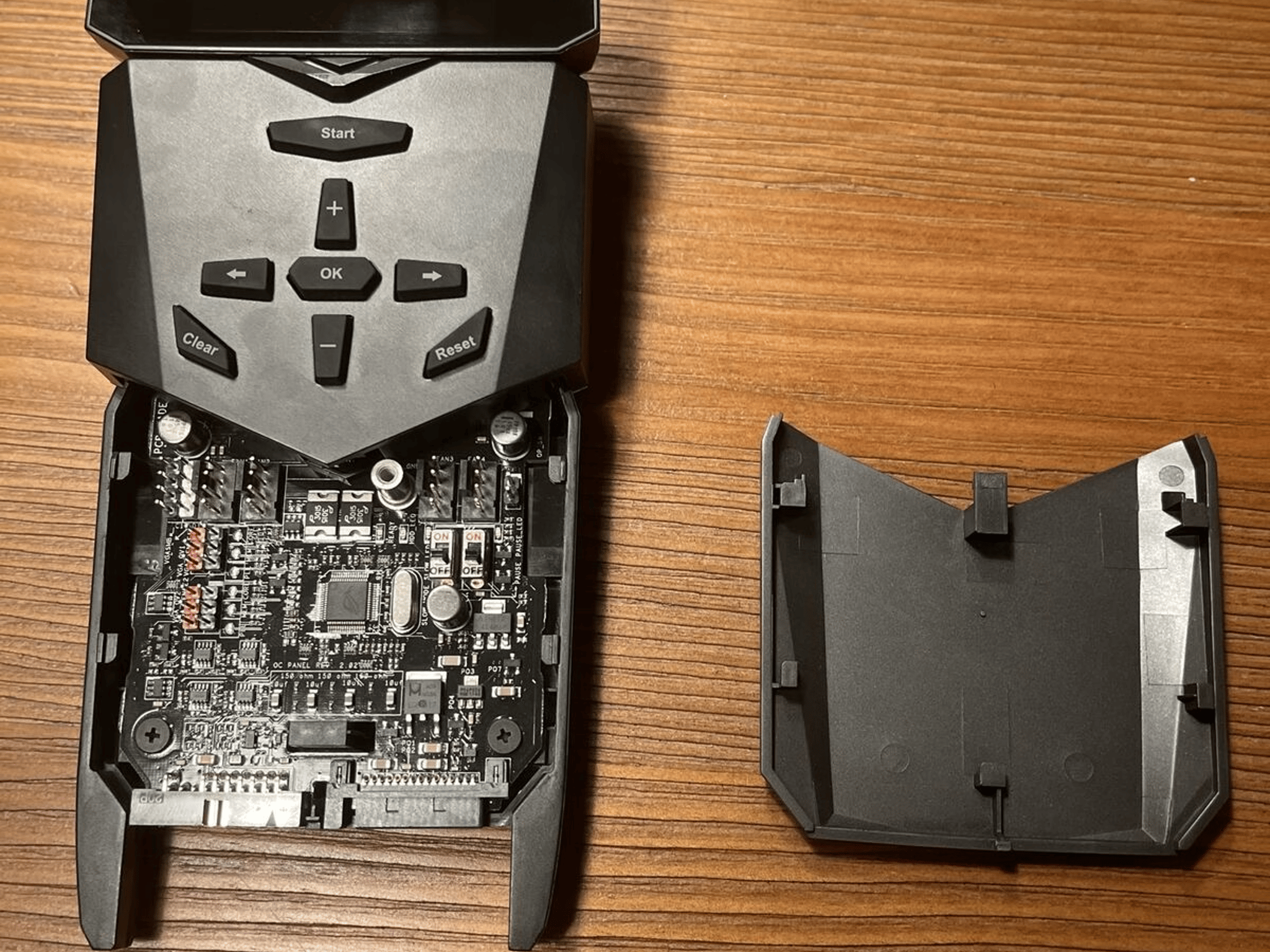 Asus RAMPAGE V EXTREME LGA2011-3 Motherboard with OC Panel & 16GB DDR4 2133