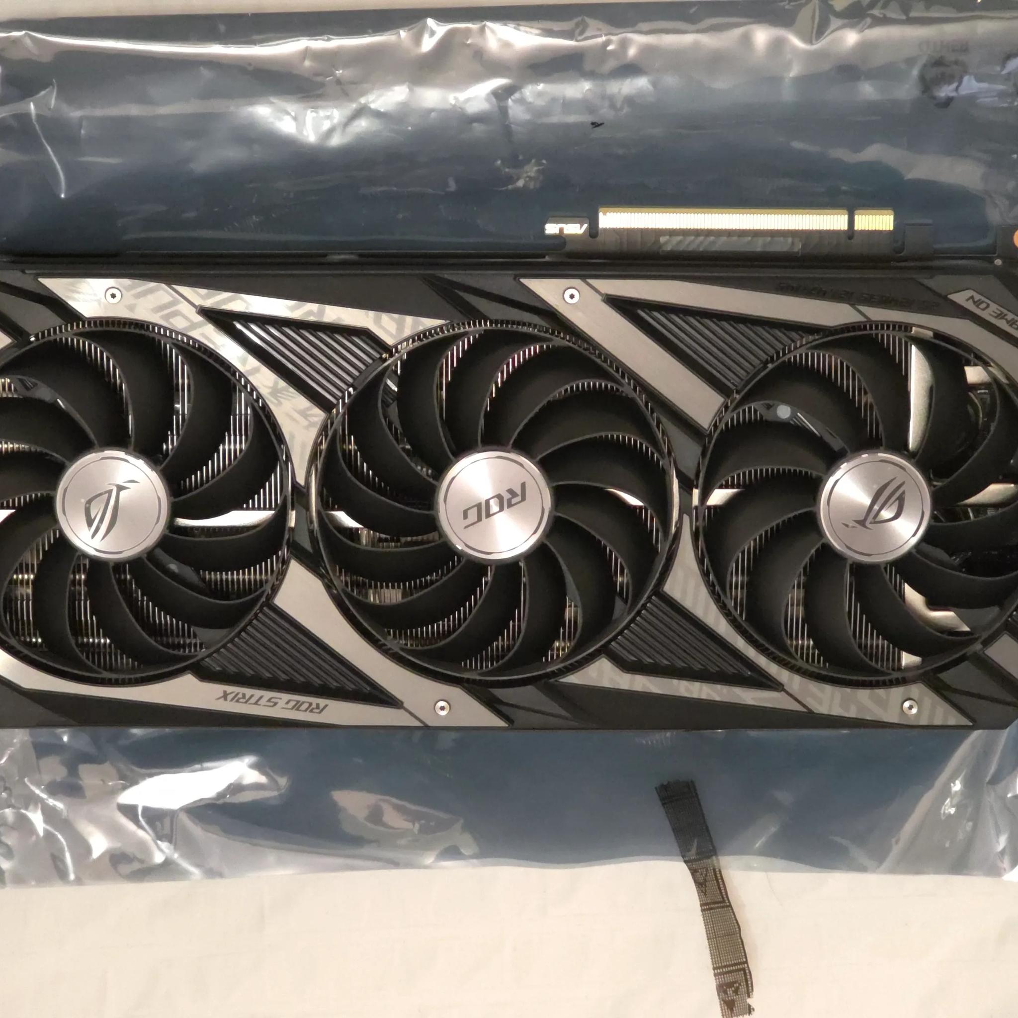 RTX 3080 ASUS ROG STRIX OC 12GB