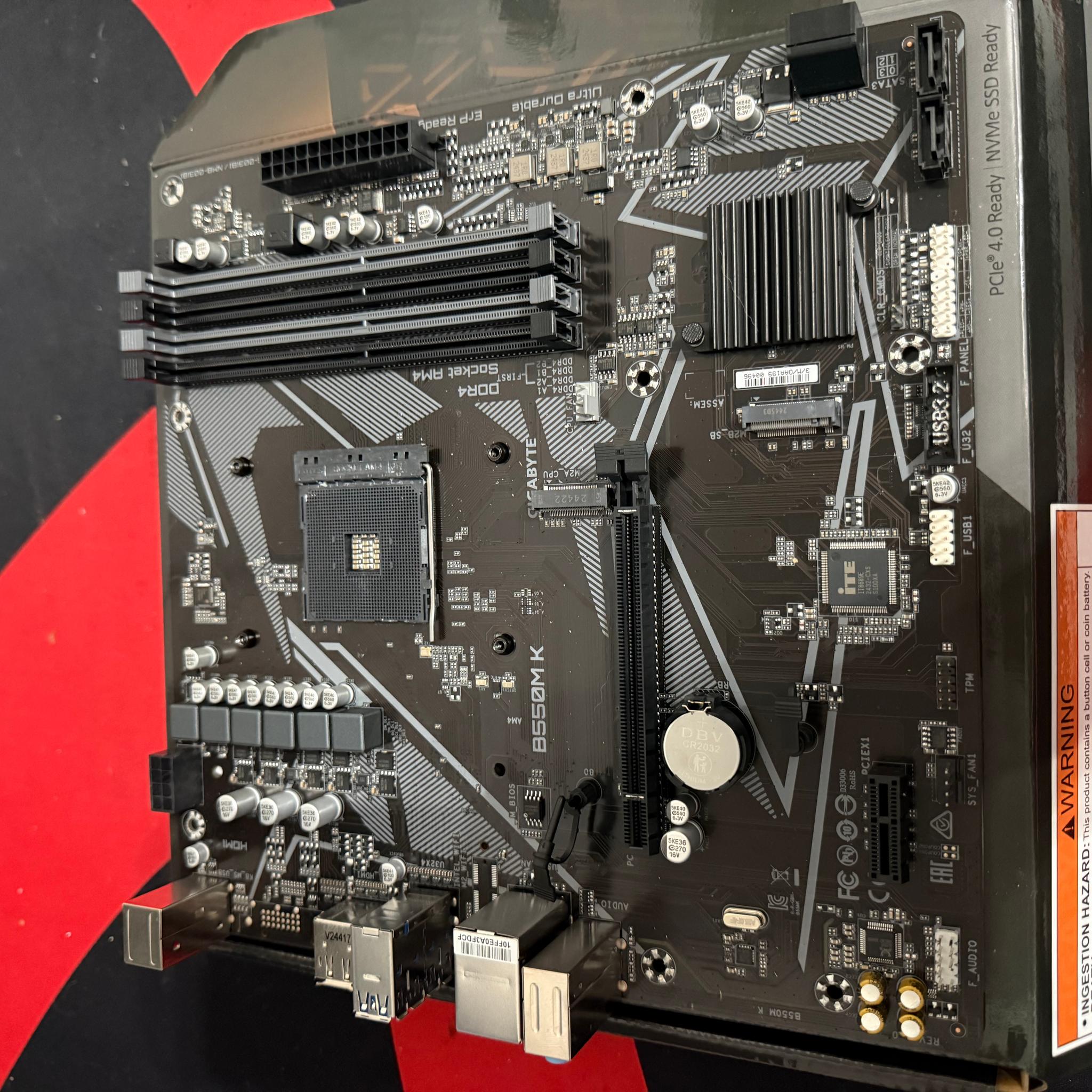 AM4 B550M K mATX Motherboard + WiFi Antenna