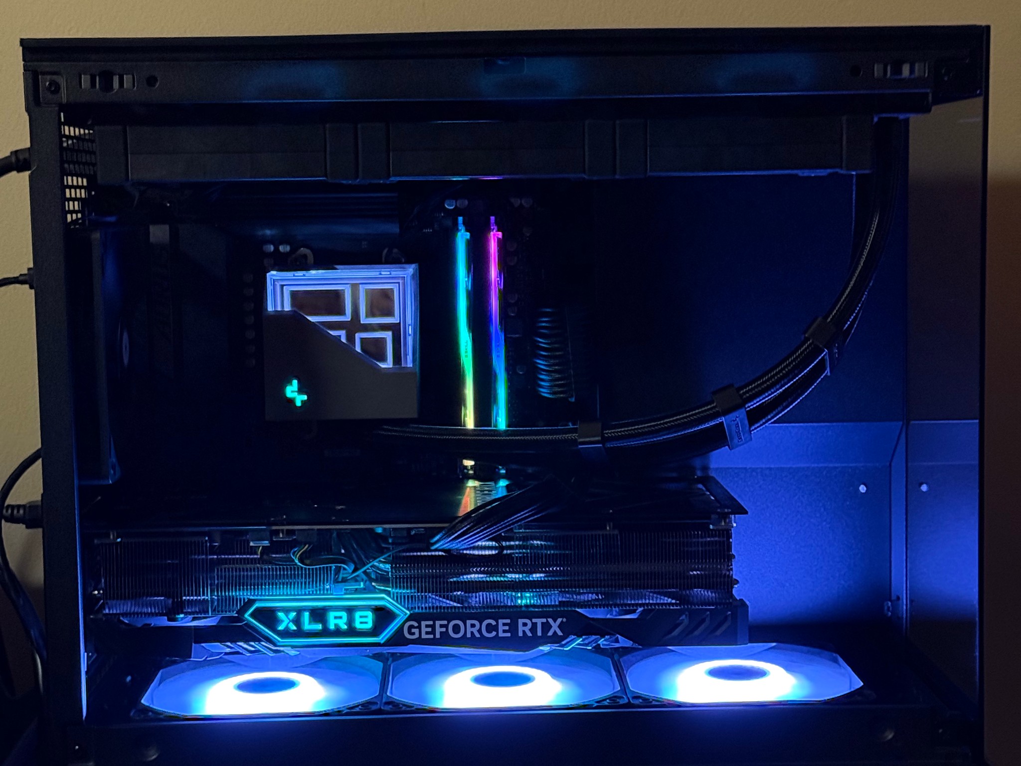 RTX 4080 Super | 32GB DDR5 | 2TB NVMe SSD | Ryzen 5 7600X Gaming PC