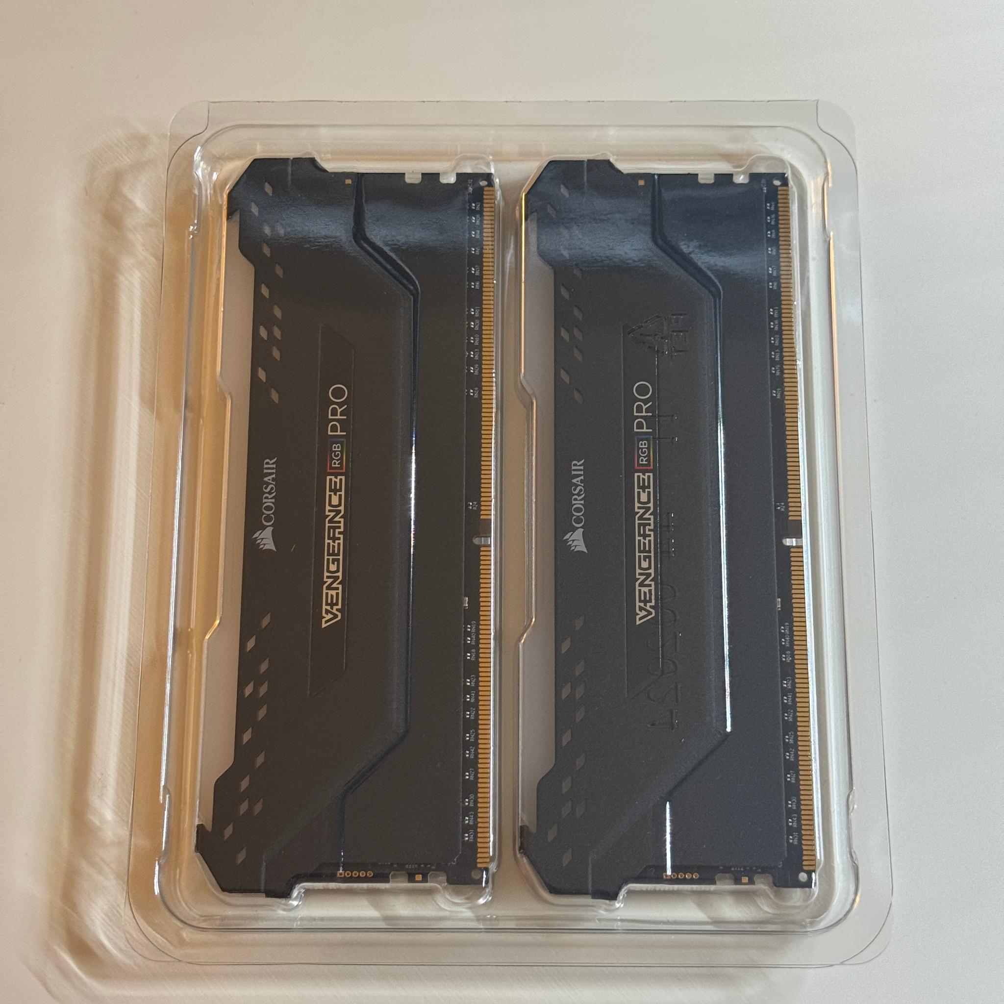 Corsair Vengeance RGB DDR4 32GB