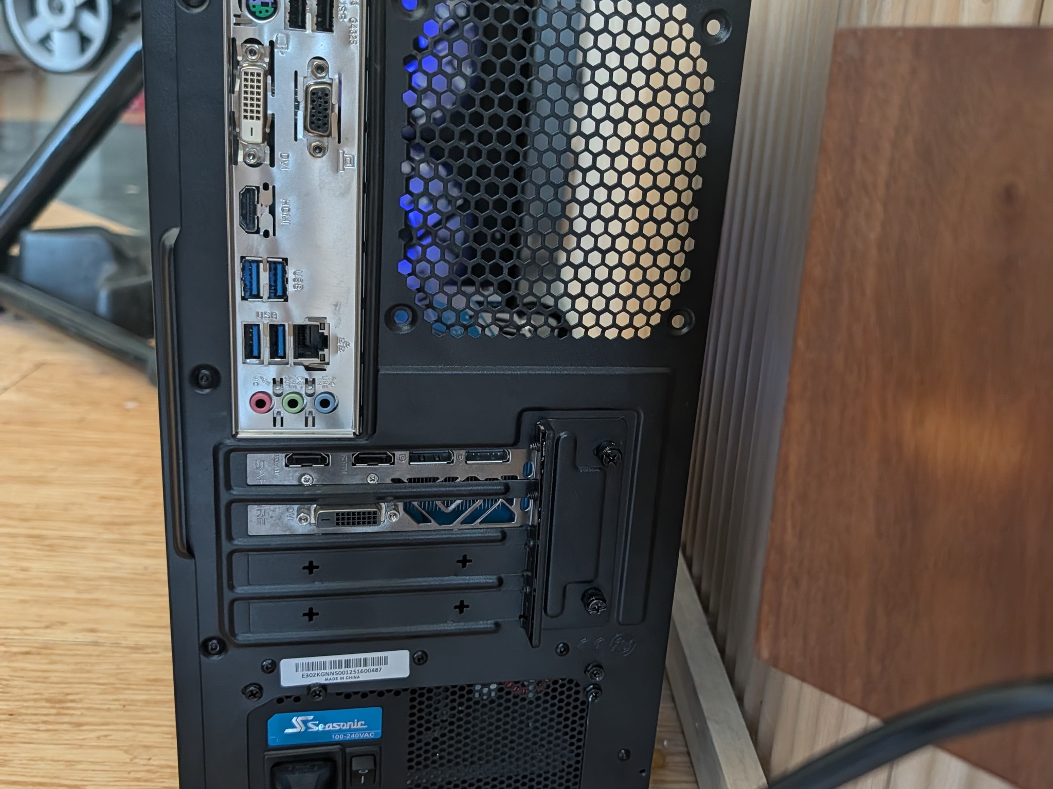 Custom Gaming PC Build | RX 580 8GB | I7 6700K | 16GB | 250GB SSD |