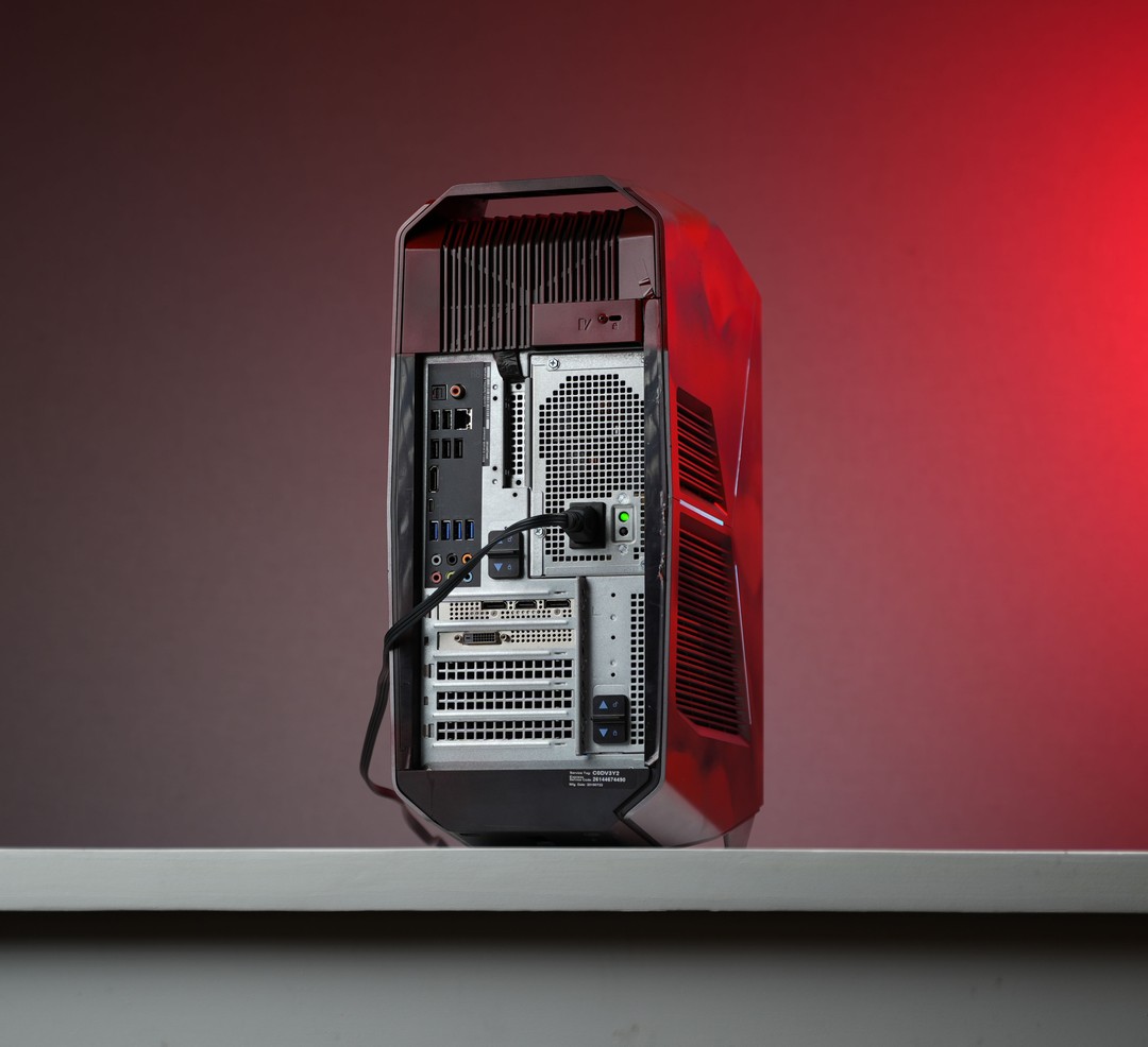 AF-05 / RTX 2070 Intel Core i7 9700k 16GB 2.3TB Windows 11 Gaming