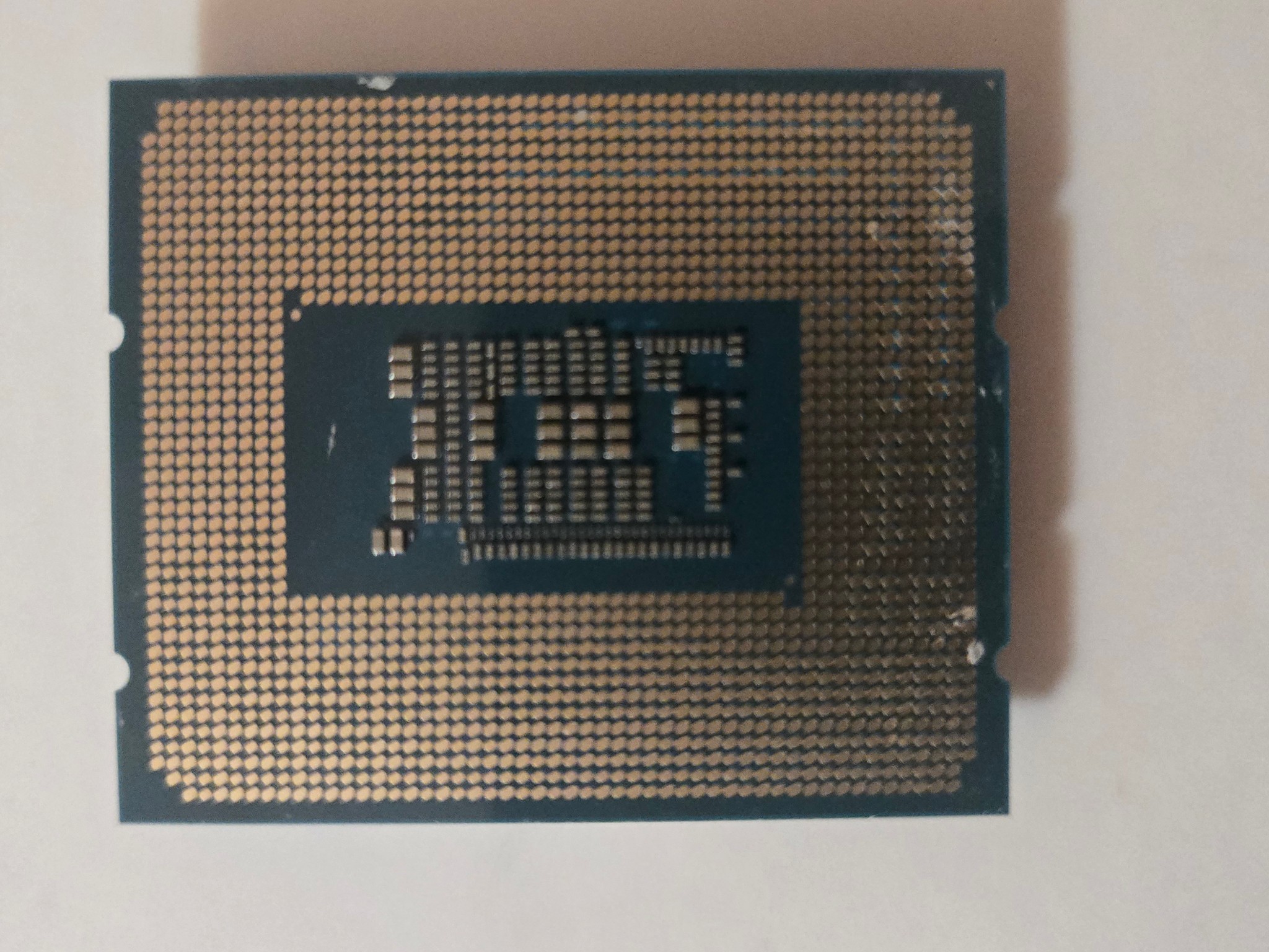 Intel Core i5-12400F