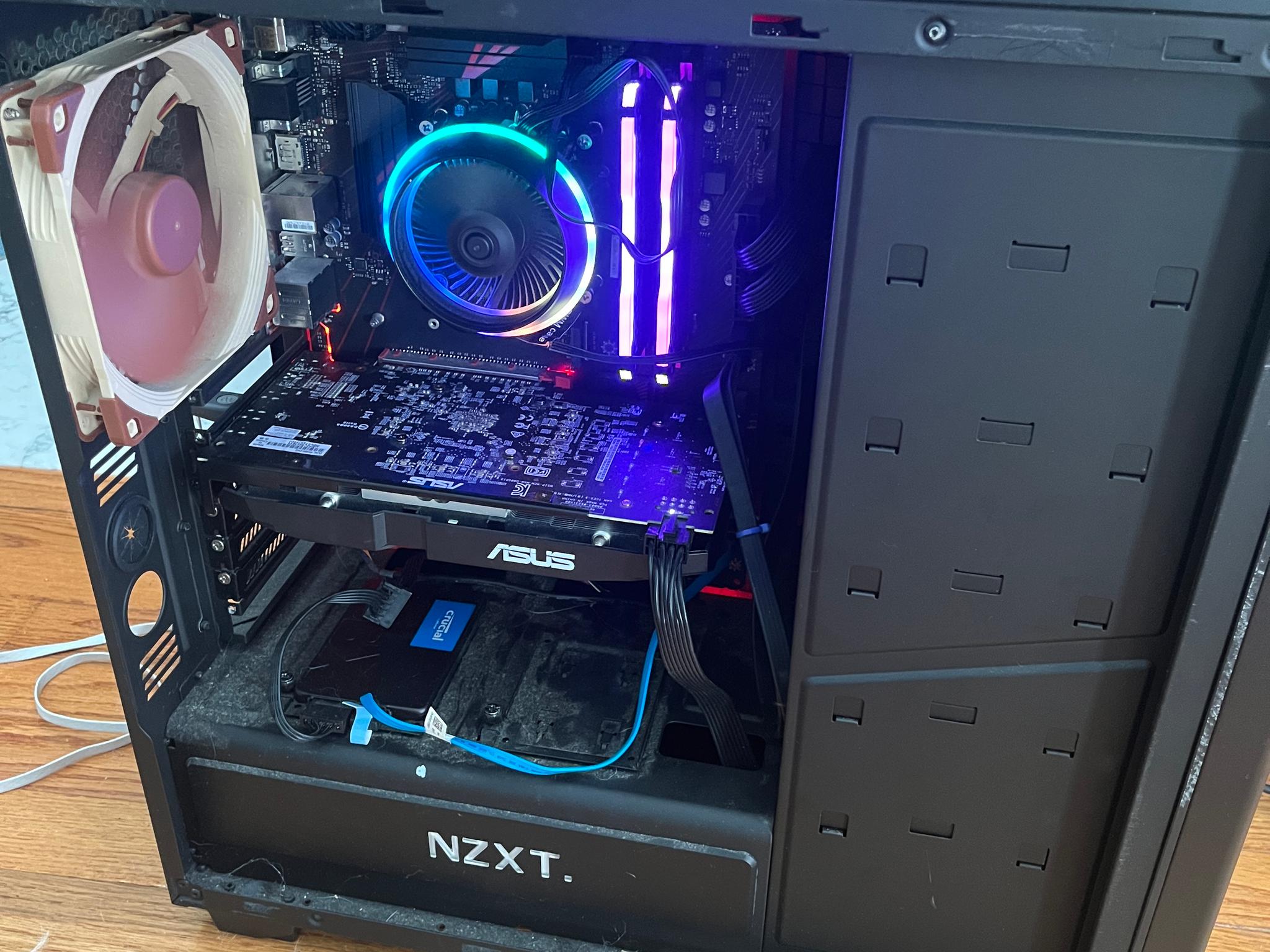 Custom Gaming PC 1080P Intel Core I7-9700 RX580