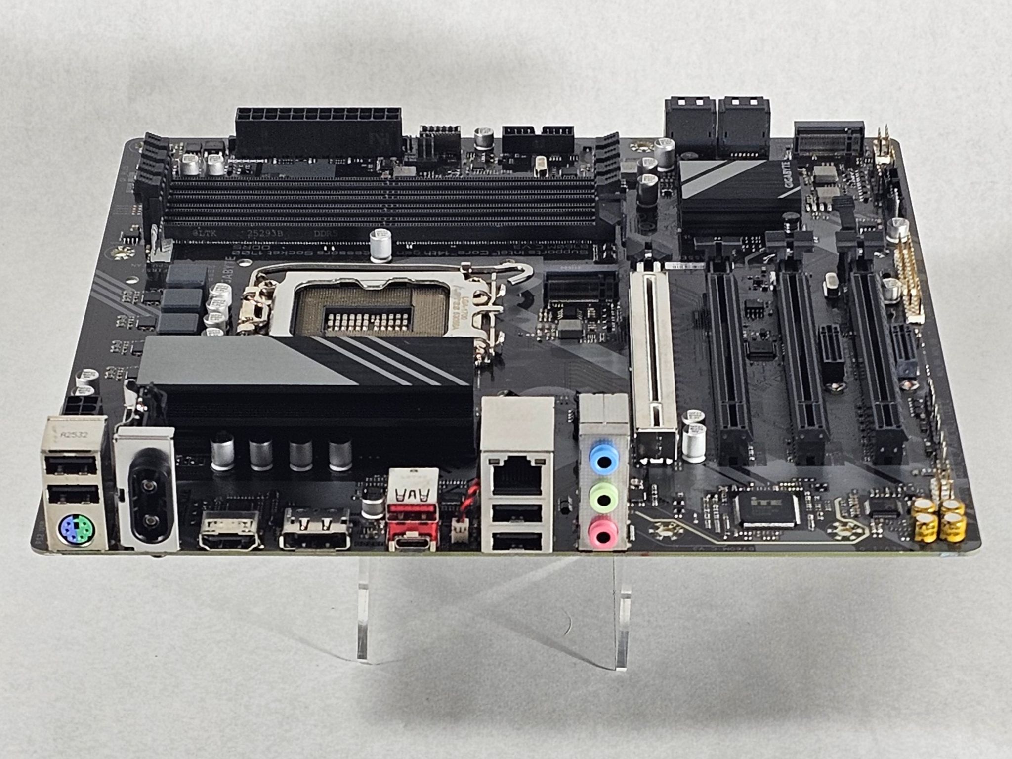 Gigabyte B760M C V3 LGA1700 DDR5 mATX Motherboard