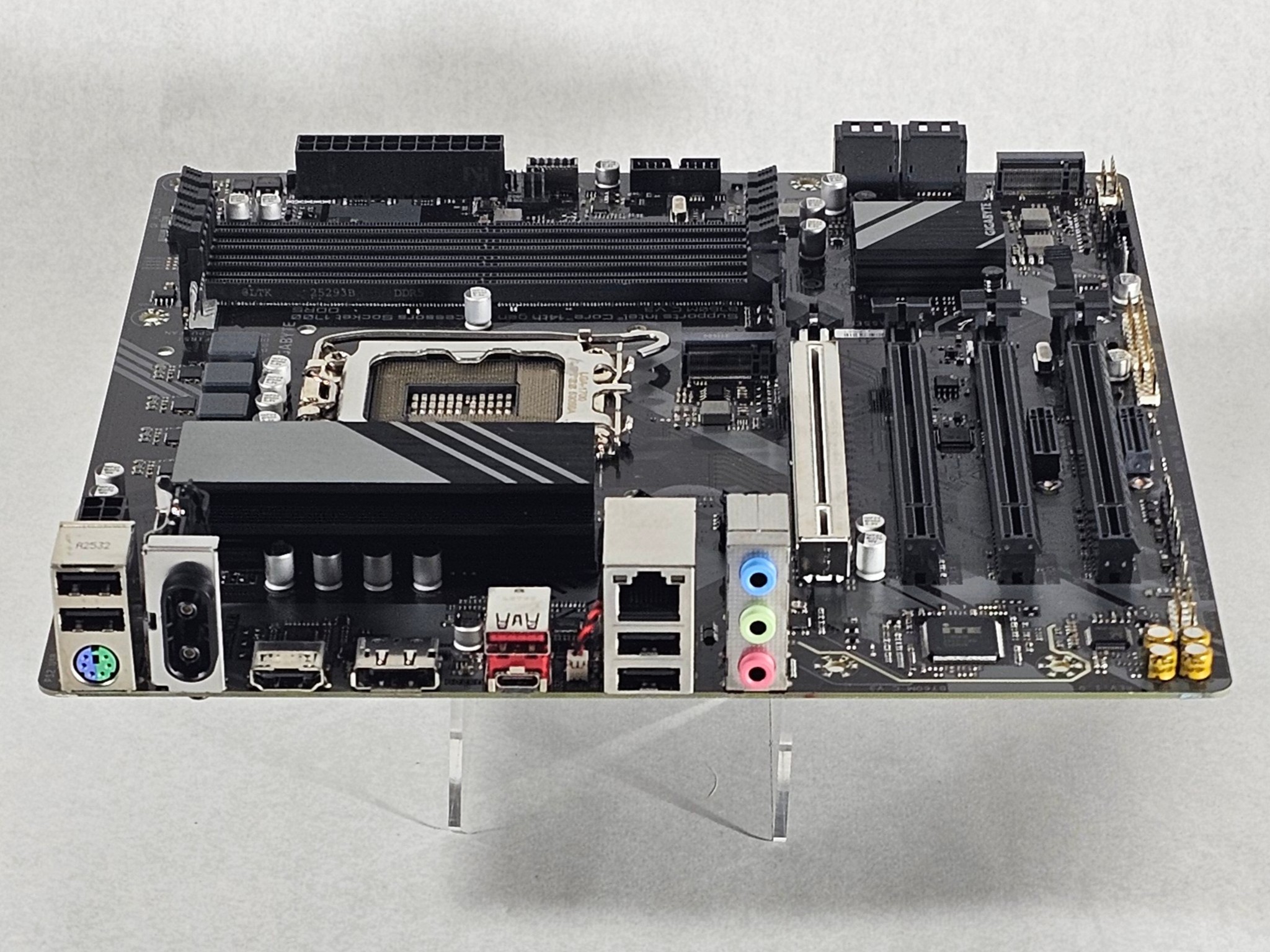 Gigabyte B760M C V3 LGA1700 DDR5 mATX Motherboard