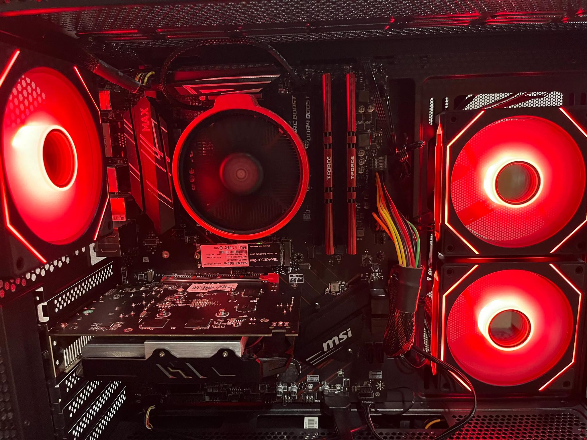 CUSTOM GAMING PC (Fortnite ready!) AMD 3600x 4.2 GHz AMD RX550 1080p High/Medium.