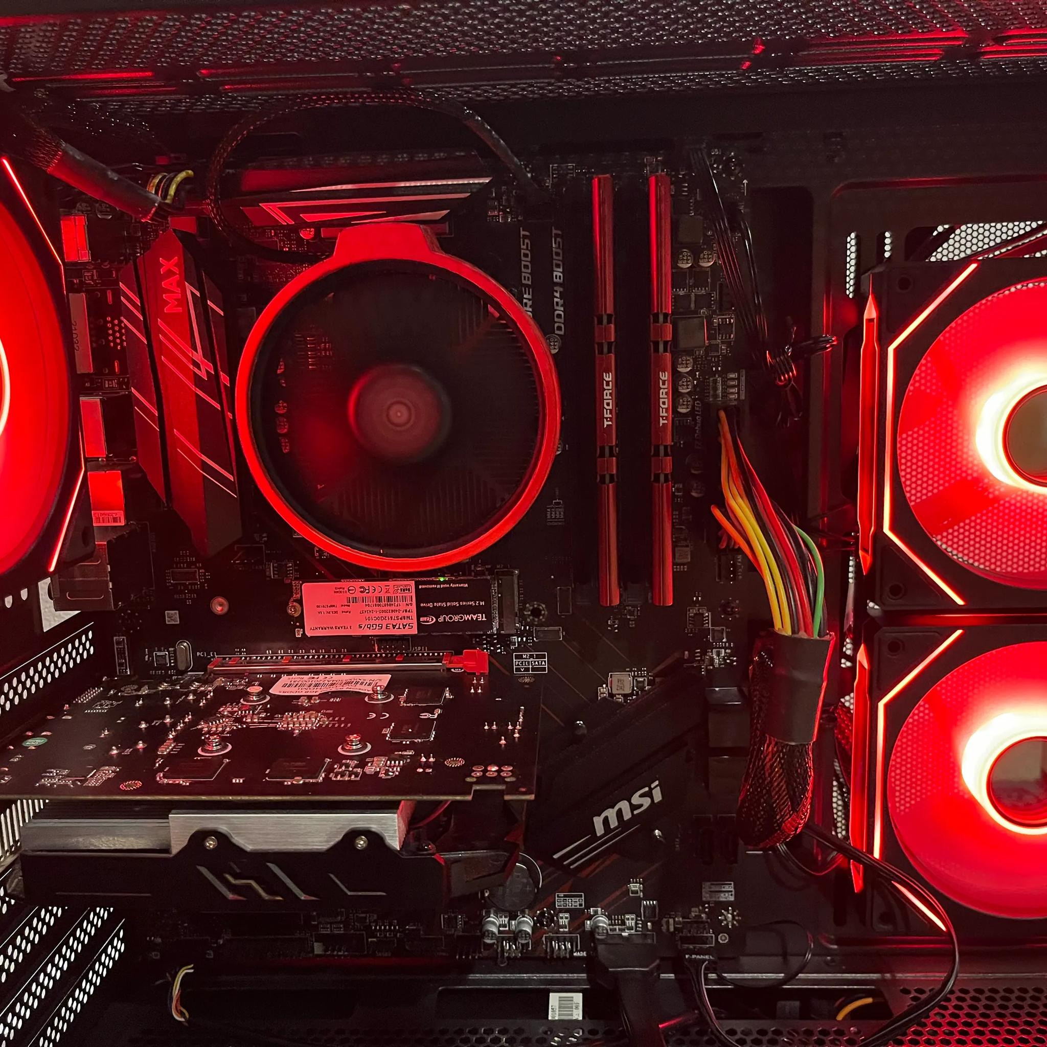 CUSTOM GAMING PC (Fortnite ready!) AMD 3600x 4.2 GHz AMD RX550 1080p High/Medium.