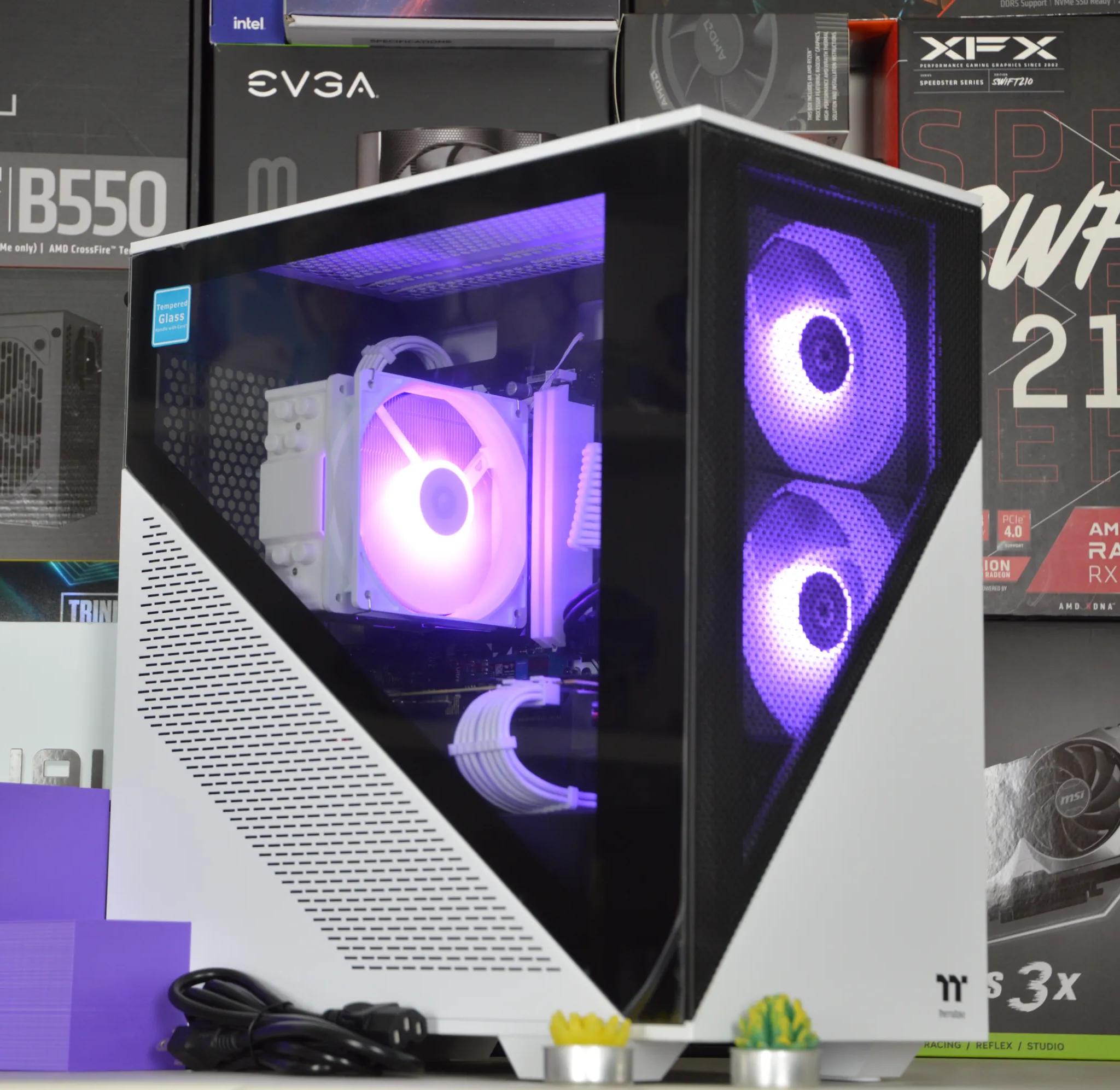 ⚪⚫| RTX 2080 8GB | RYZEN 5 5500 | 32GB DDR4 RAM | 1TB NVME SSD | The Divider |