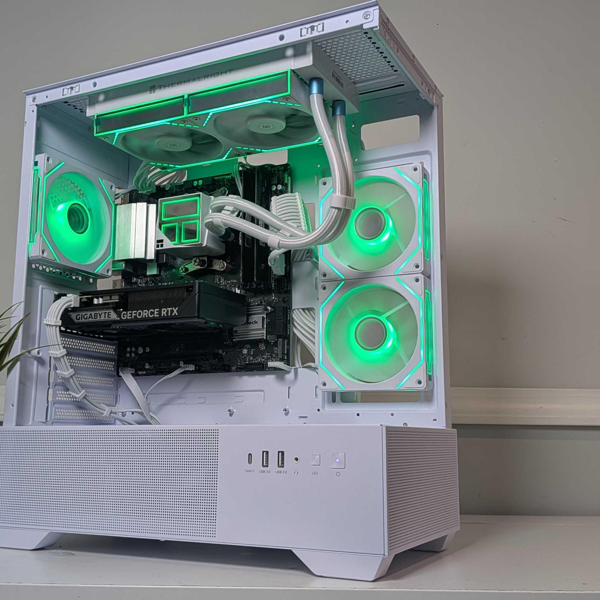 RTX 5060 | RYZEN 5 3600 | 16GB RAM | 1TB SSD | WINDOWS 11 | Mid-Range PCs