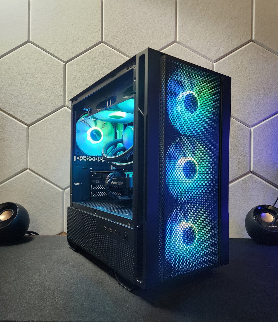 RX 9060XT 16GB | Ryzen 5 7600X | 32GB DDR5 6000Mhz | 1Tb SSD
