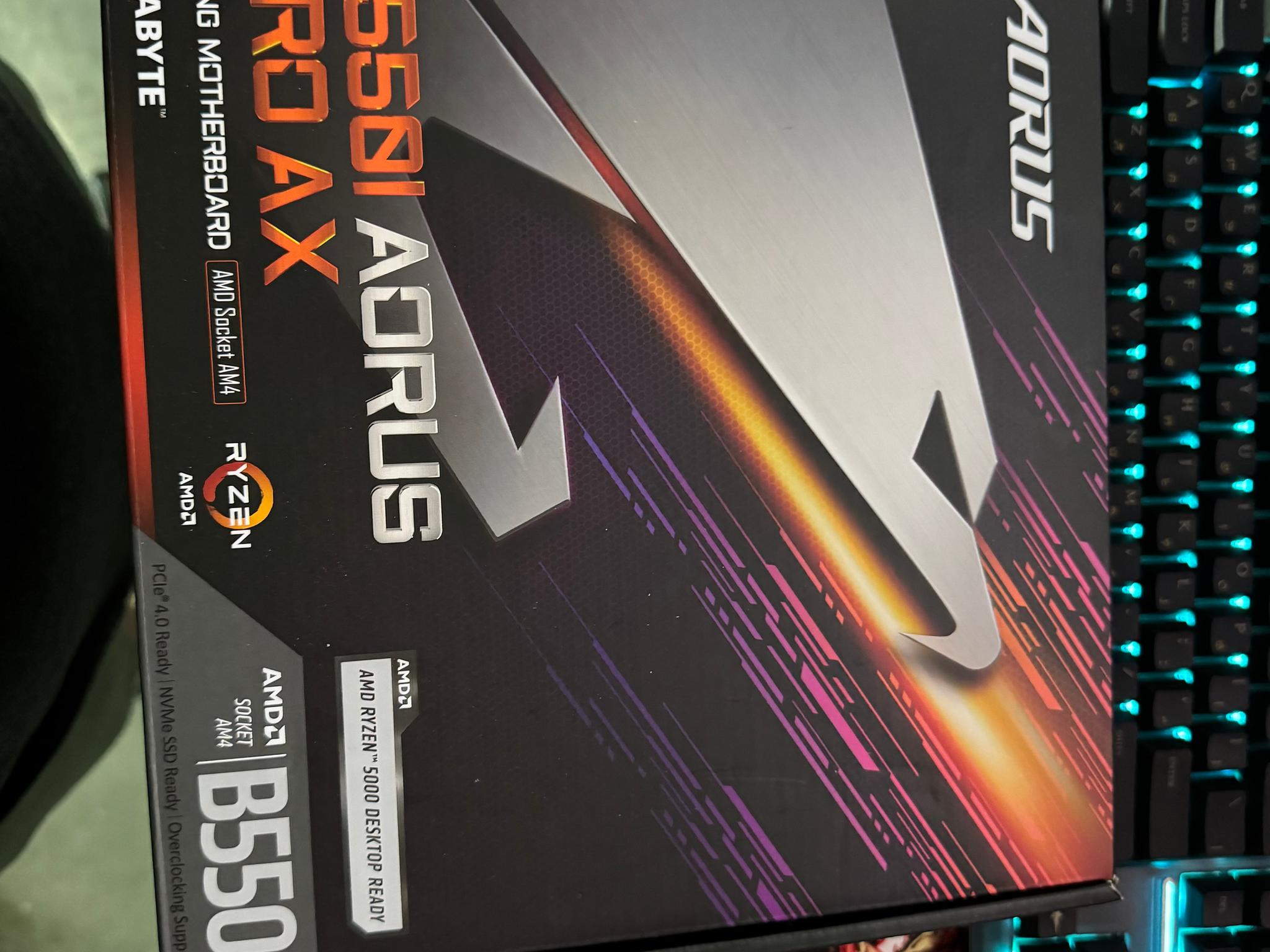 AMD 5800X3D, Aorus B550, 32gb DDR4 bundle