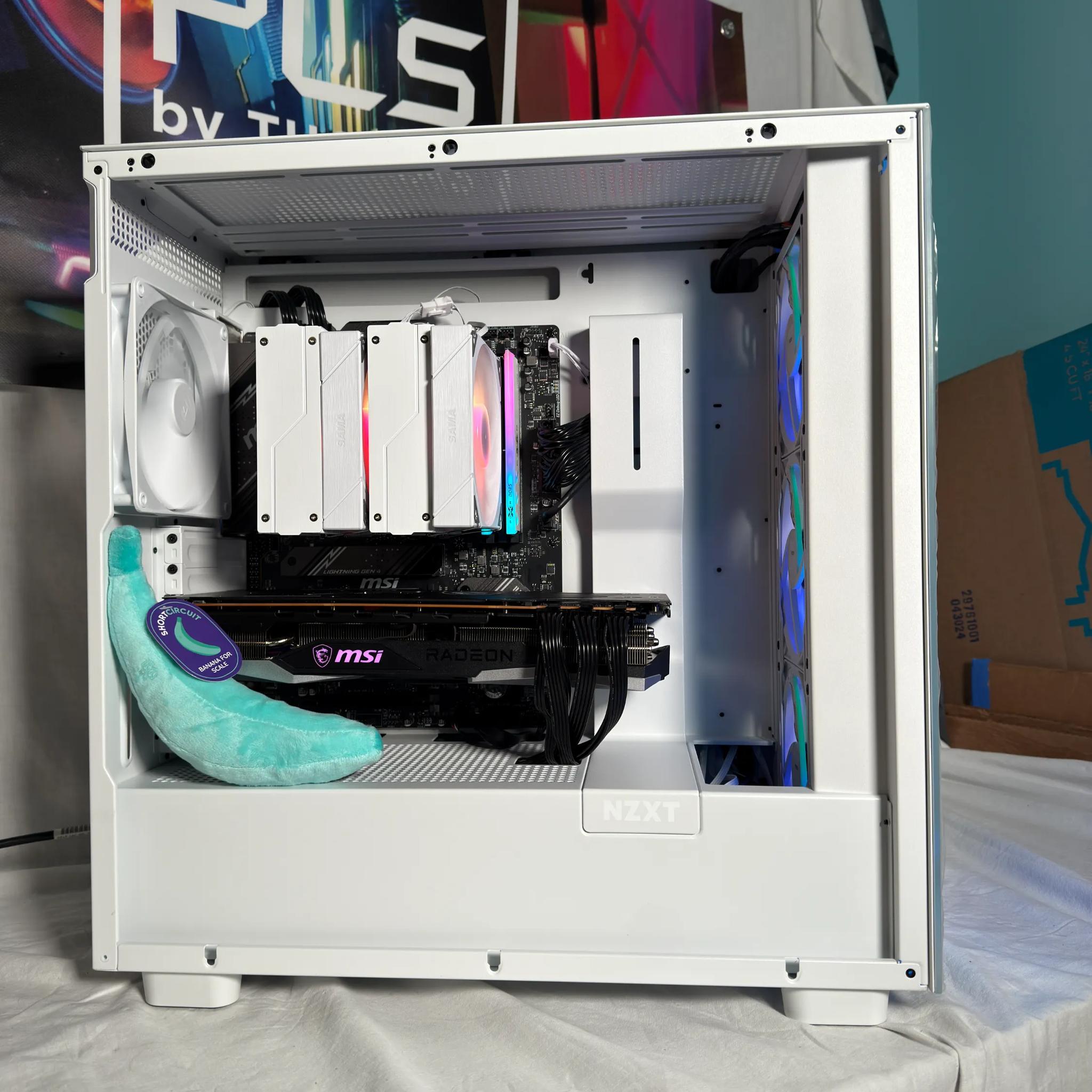 RX 7900XTX Ryzen 7 9800X3D