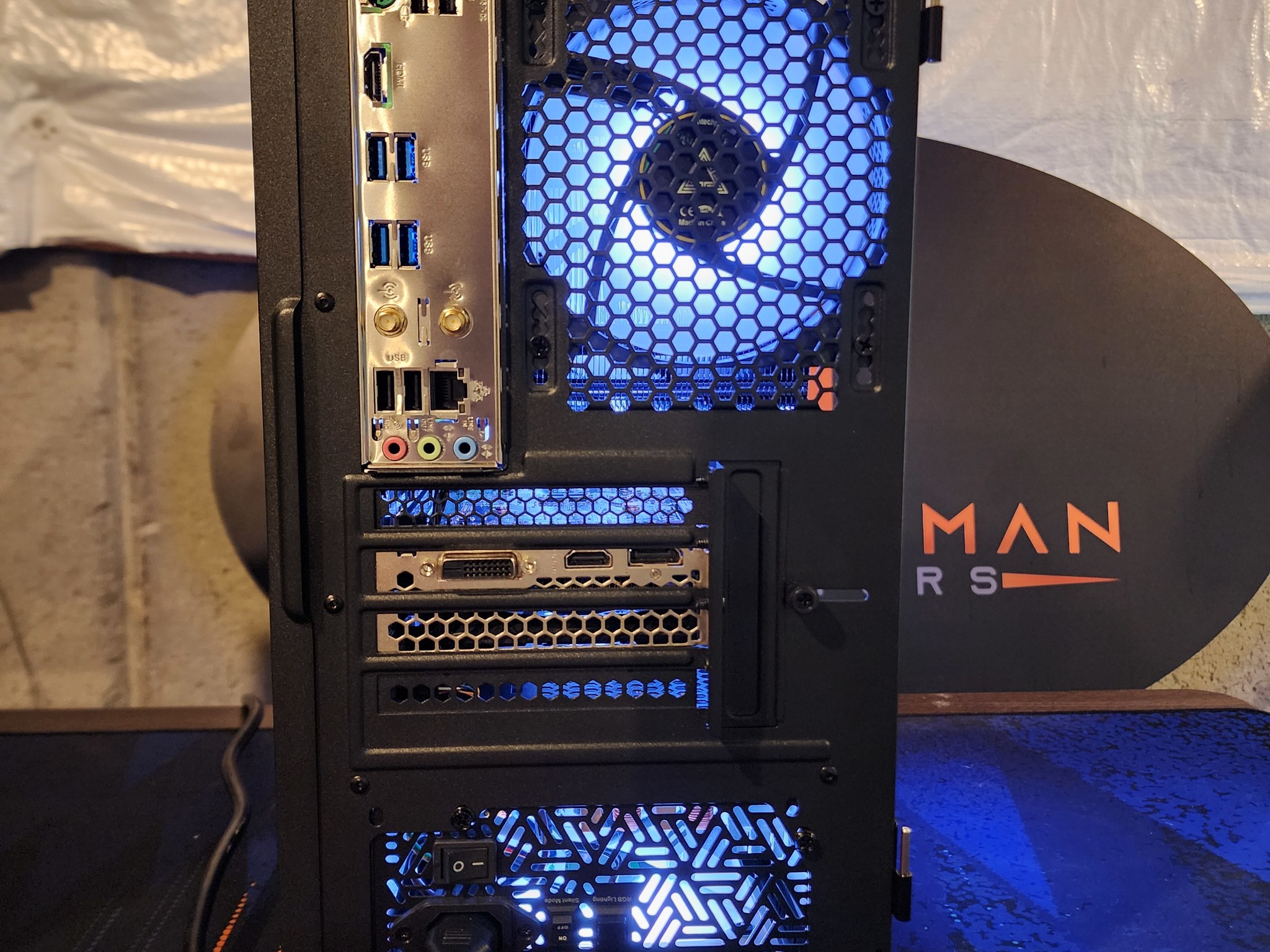Nvidia RTX 2060 SUPER / Ryzen 5 3600 / 32GB DDR4 / 512GB NVMe SSD