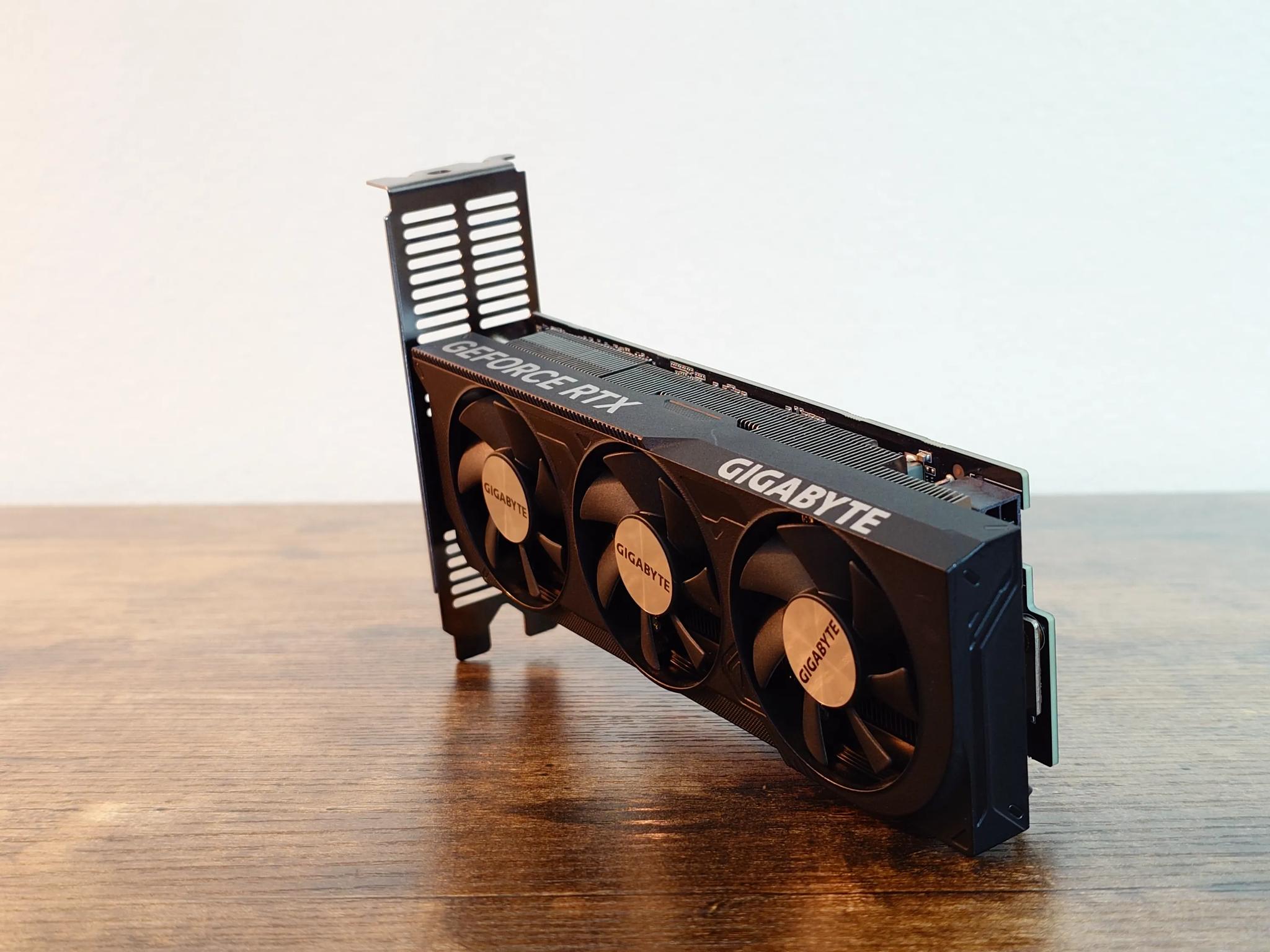 Gigabyte 4060 LP