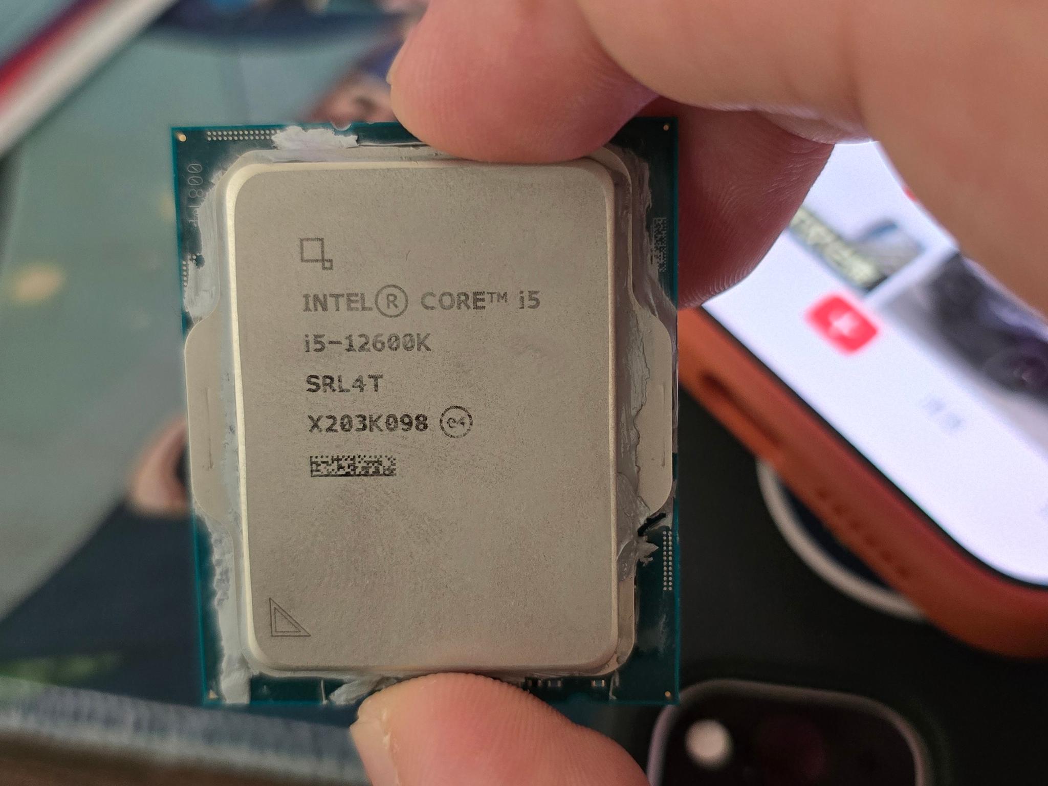 Intel Core i5-12600K