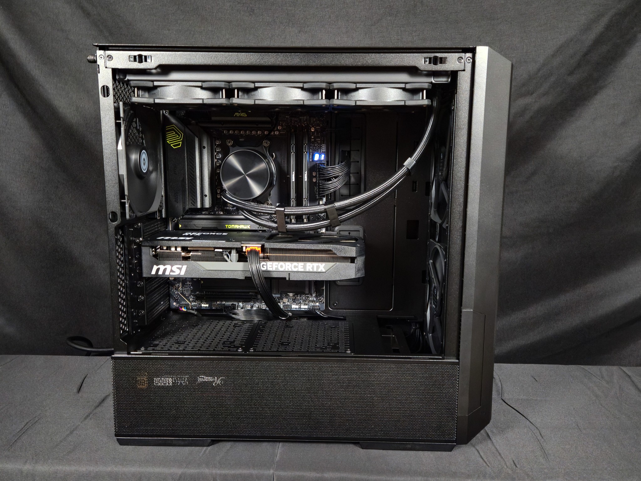 9950X3D - RTX 5080 - 32GB DDR5 6000 - X870 Tomahawk - 2TB Gen4 NVMe - 1000W PSU
