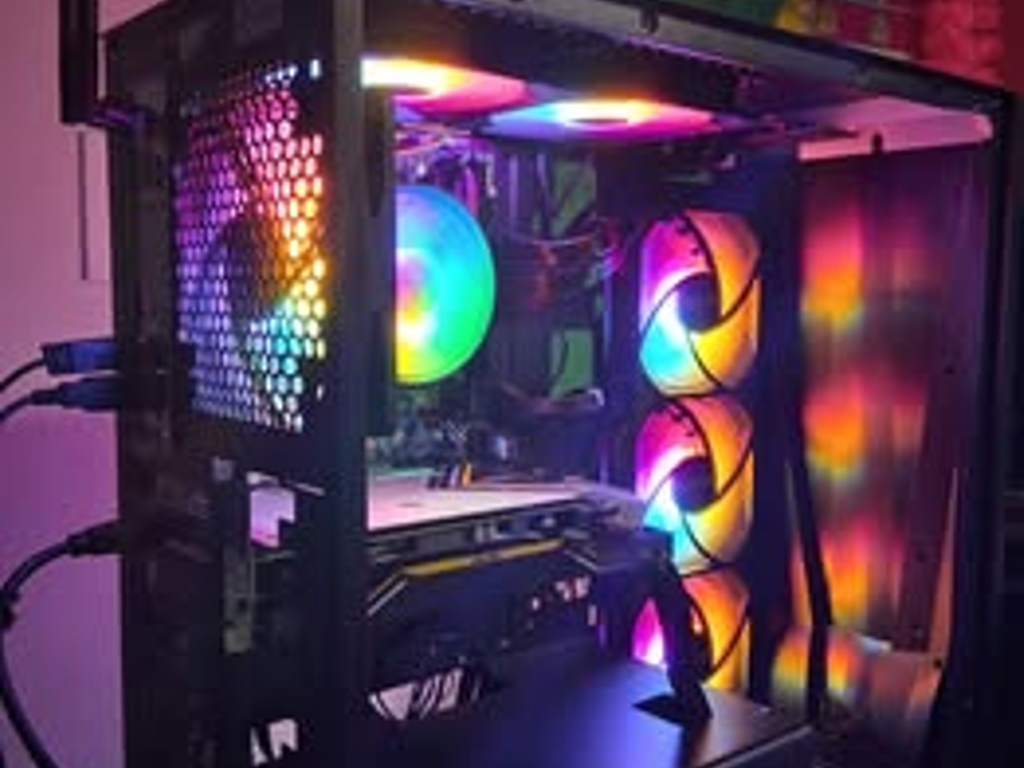 Gaming PC  iBUYPOWER Trace 4 with a Ryzen 5 6 cores and 12 threads 3600 RX 5500 XT  (4GB VRAM