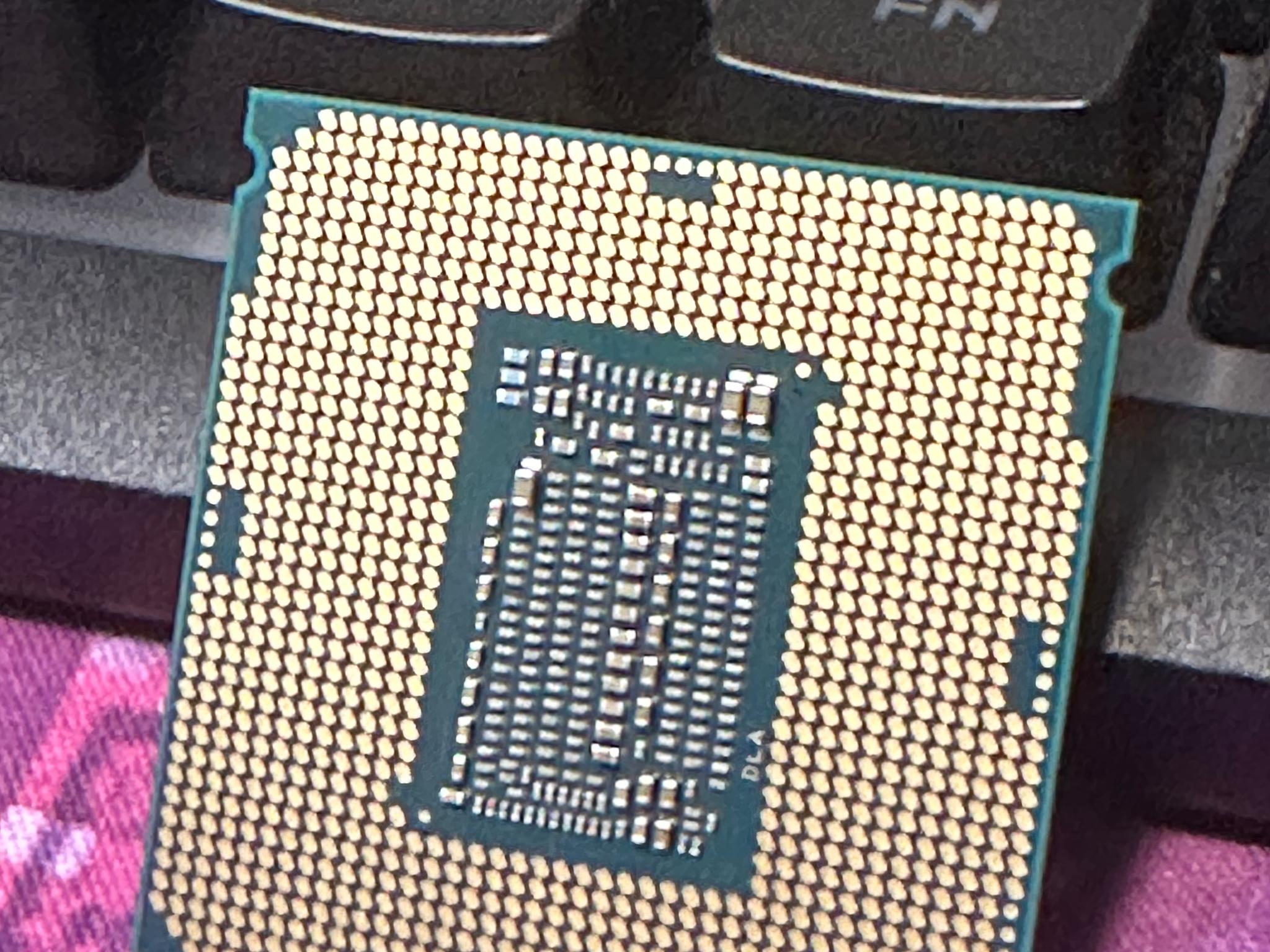 Intel Core i9-9900K CPU LGA 1151 8 Cores 16 Threads 3.6GHz Processors Desktop