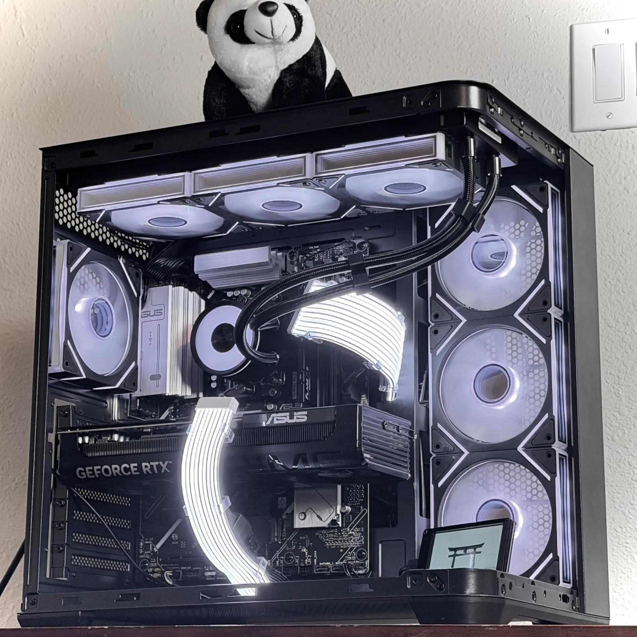⚪Ultra Panda| RTX 5070 Ryzen 5 7600x ⚪