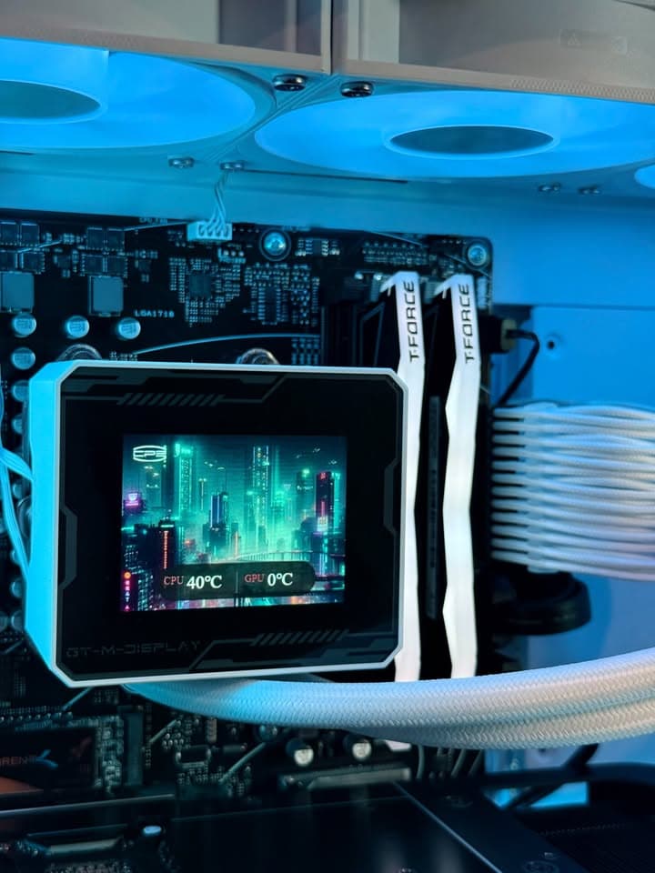 Pristine New Gaming / Streaming PC | RTX 5070 | Ryzen 7 7700 | 32GB DDR5 RAM | 1TB | Windows 11
