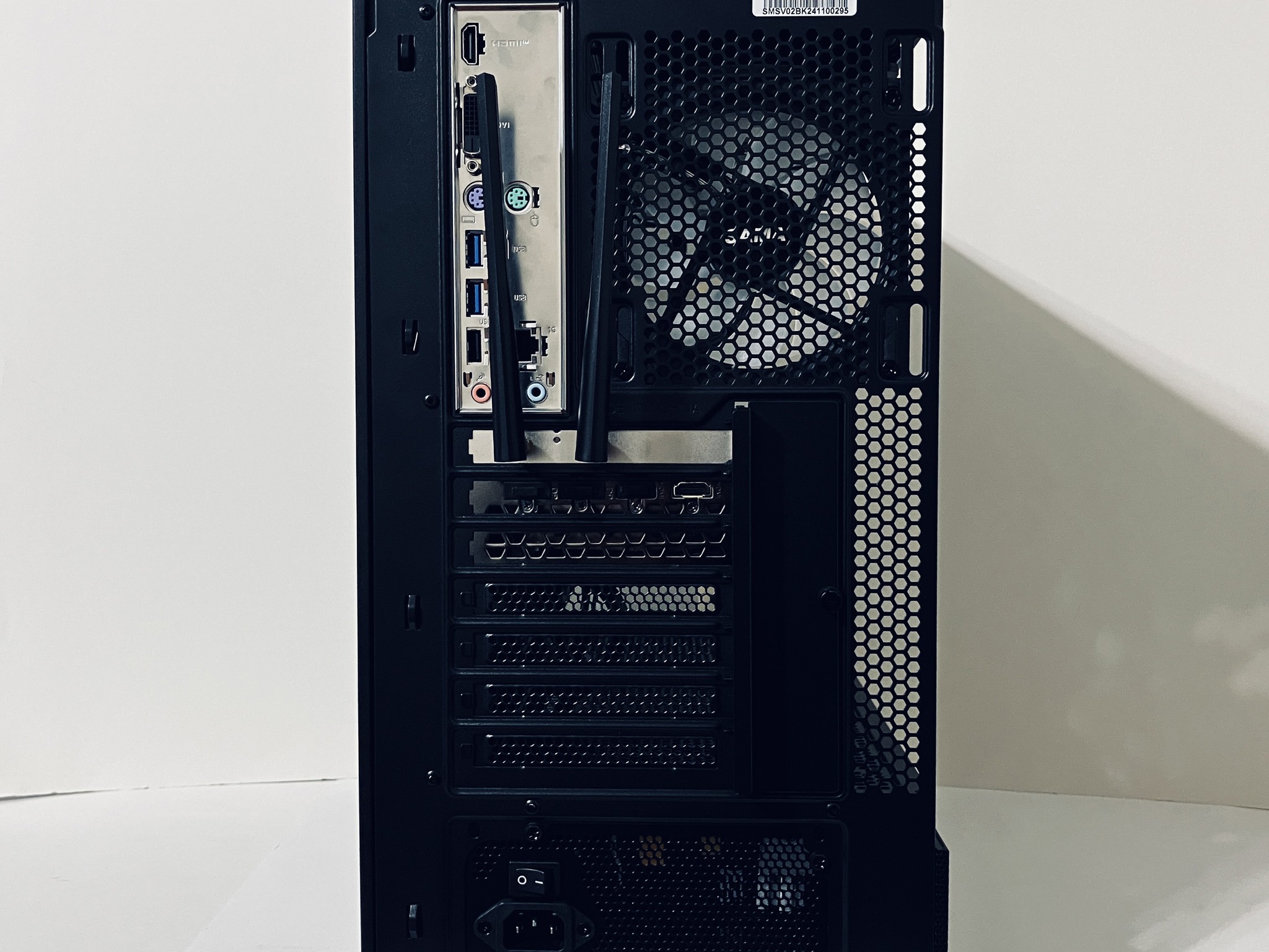 ⚡Best Value Liquid Cooled Gaming PC - RX 7600 8GB ● Ryzen 5 5500 ● 16GB RAM ● 1TB SSD ● Wi-Fi