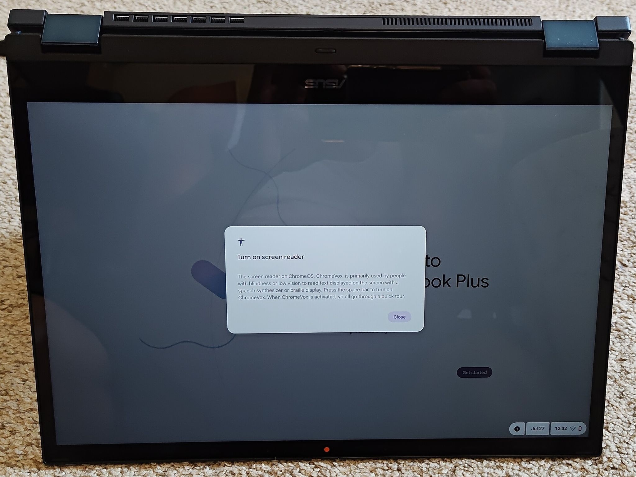ASUS 14" 2-in-1 Chromebook - AMD Ryzen 3 7320C - 8GB RAM - 128GB SSD - LIKE NEW + FREE SHIPPING!