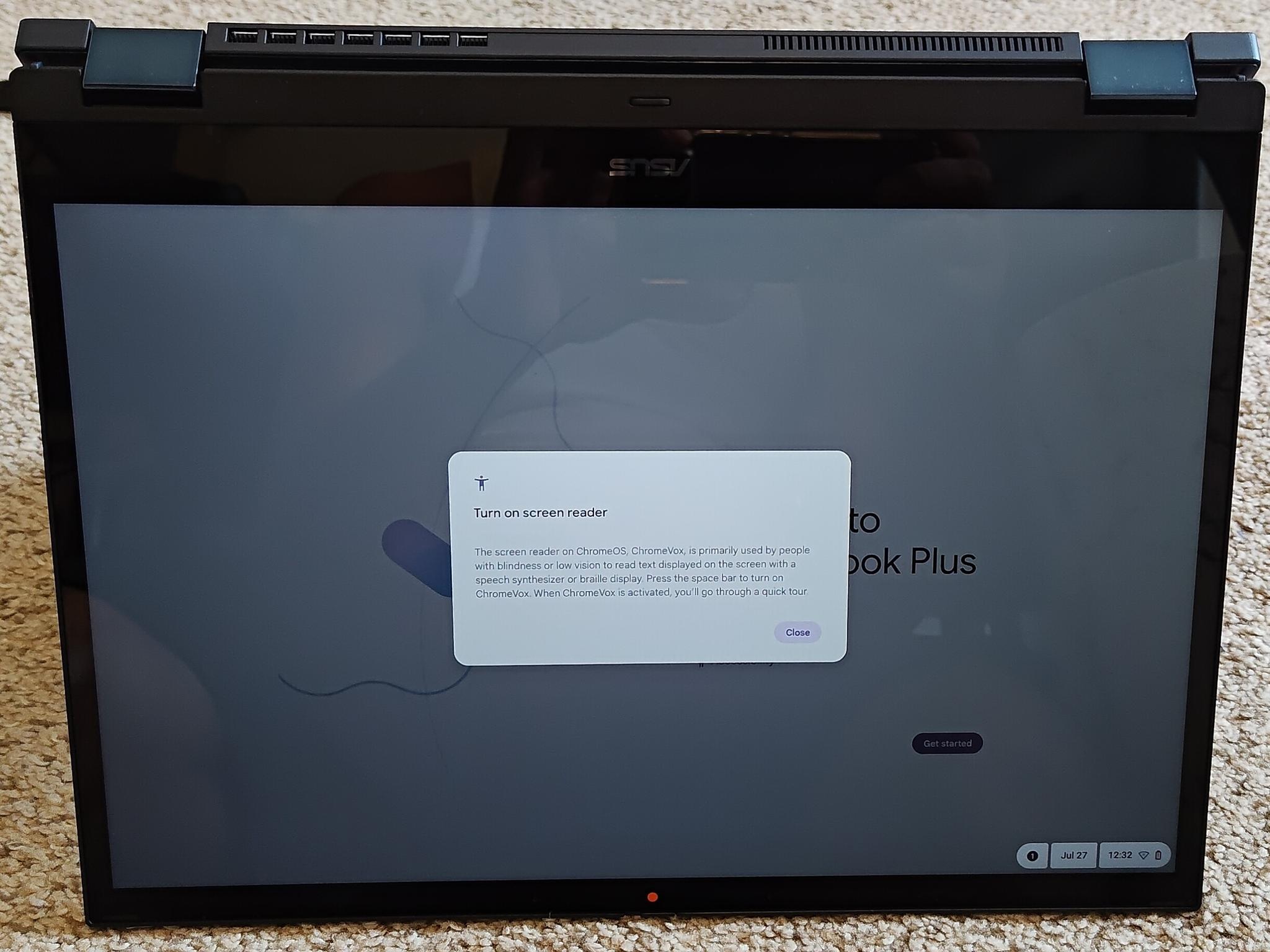 ASUS 14" 2-in-1 Chromebook - AMD Ryzen 3 7320C - 8GB RAM - 128GB SSD - LIKE NEW + FREE SHIPPING!
