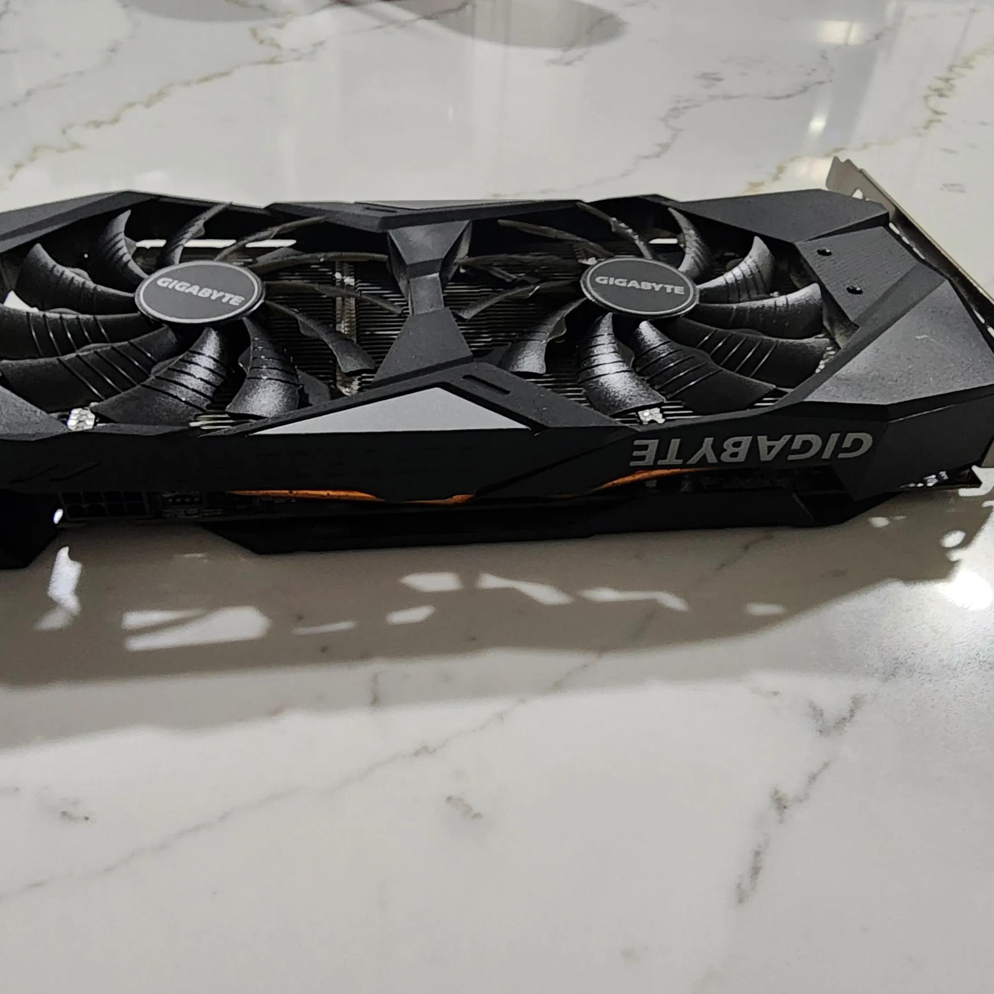 Gigabyte 2060 Super 8gb