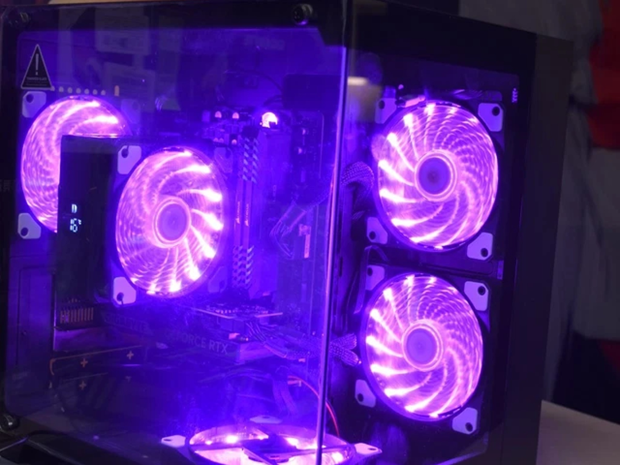 GAMING PC RYZEN 5 5500 RAM 16 GB GPU RTX 5050 8GB 1TB NVME 700 watts